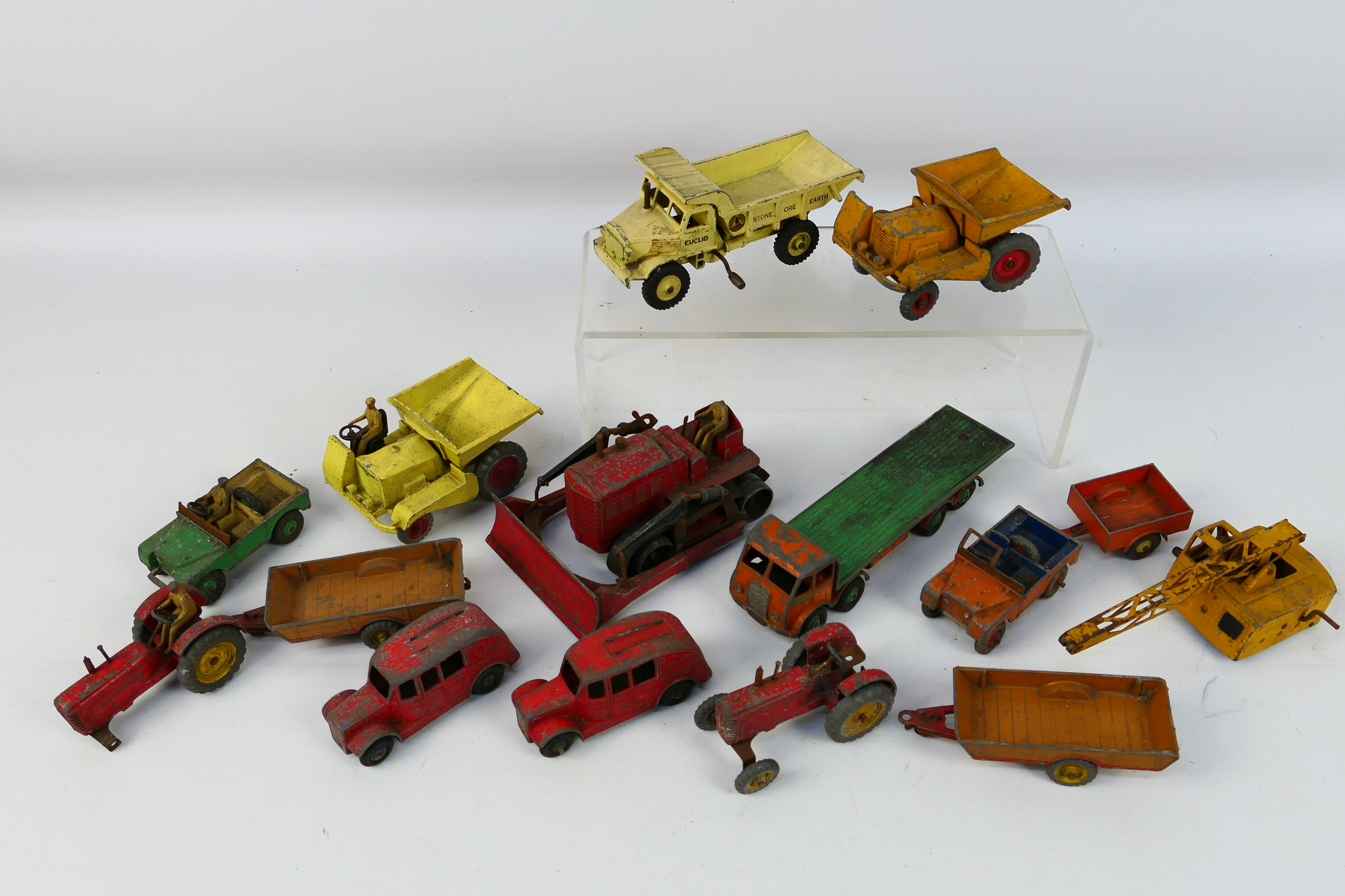 Dinky - A group of unboxed models including Foden 8 wheel platform lorry # 502,