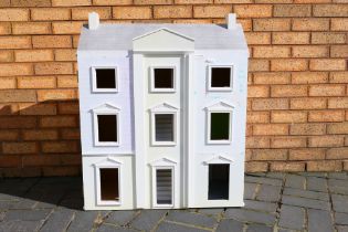 The Dolls House Emporium - A modern three storey Georgian style dolls house by The Dolls House