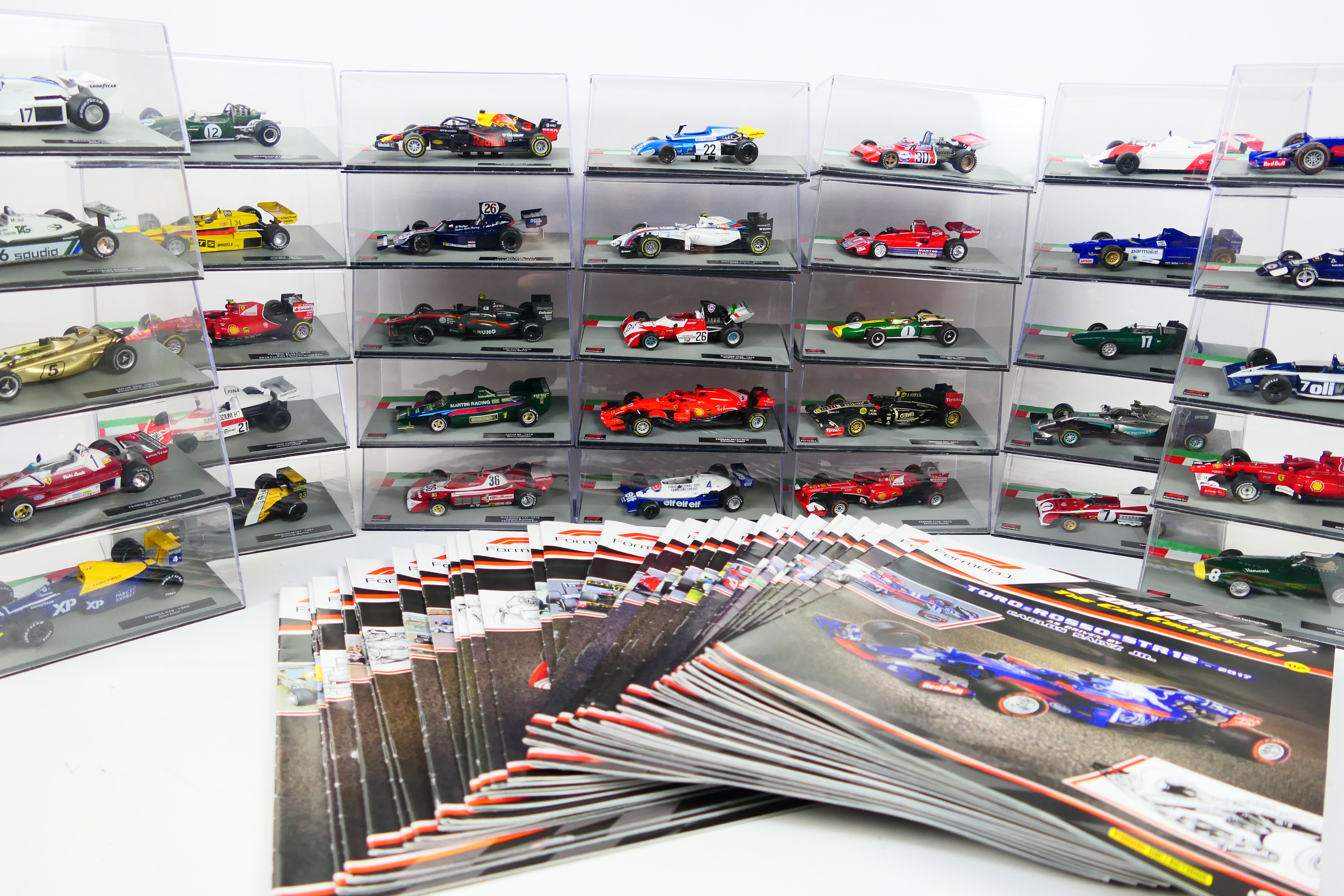 Centauria - Panini - Formula 1 - 35 x models from Formula 1 The Car Collection with the cars and - Image 3 of 14