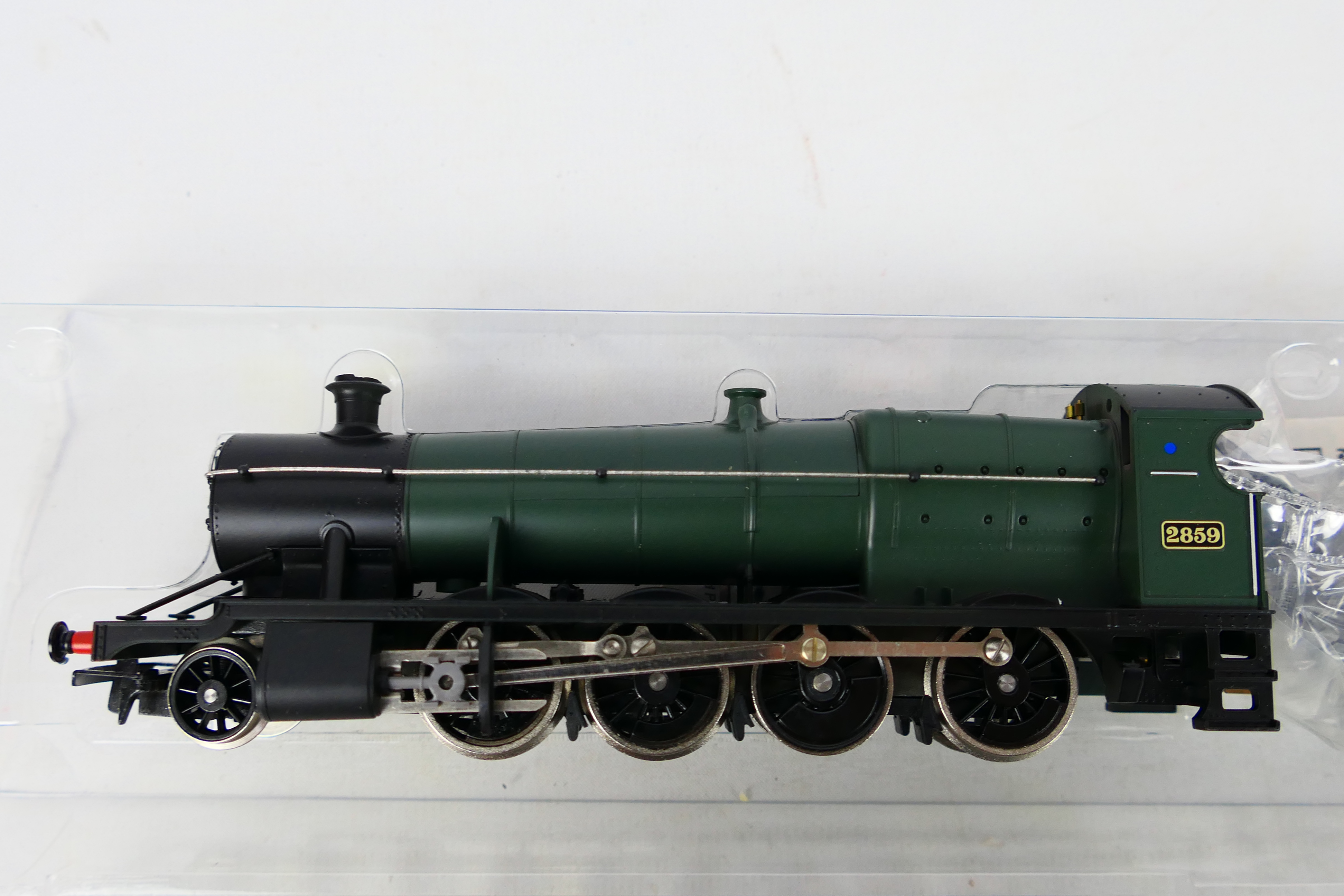 Hornby - A boxed Hornby R532 OO gauge 2-8-0 Class 28XX steam locomotive and tender Op.No. - Image 5 of 6