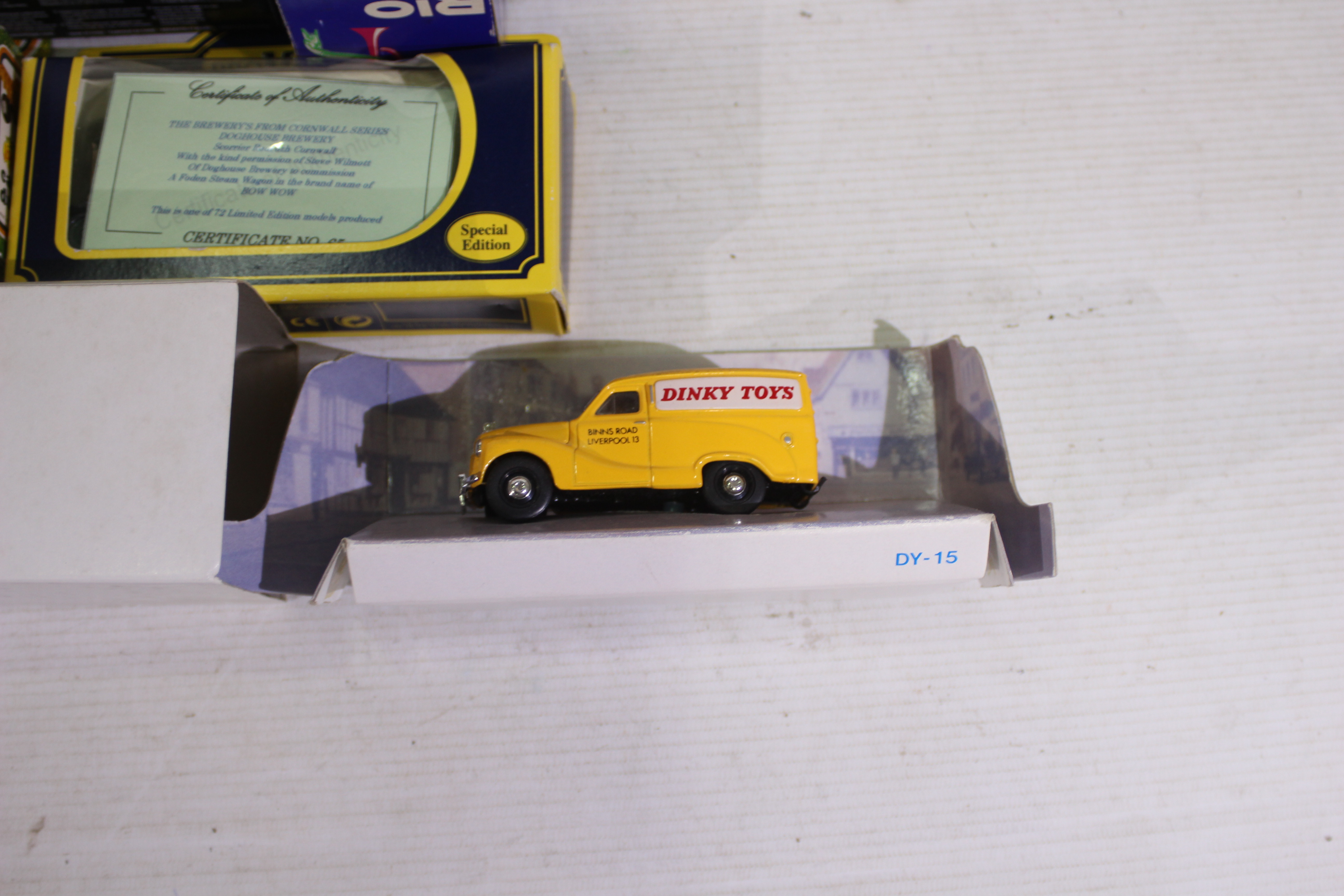 Joal - Matchbox - Corgi - Kinsmart - Others - A boxed group of diecast and plastic model vehicles - Image 3 of 4