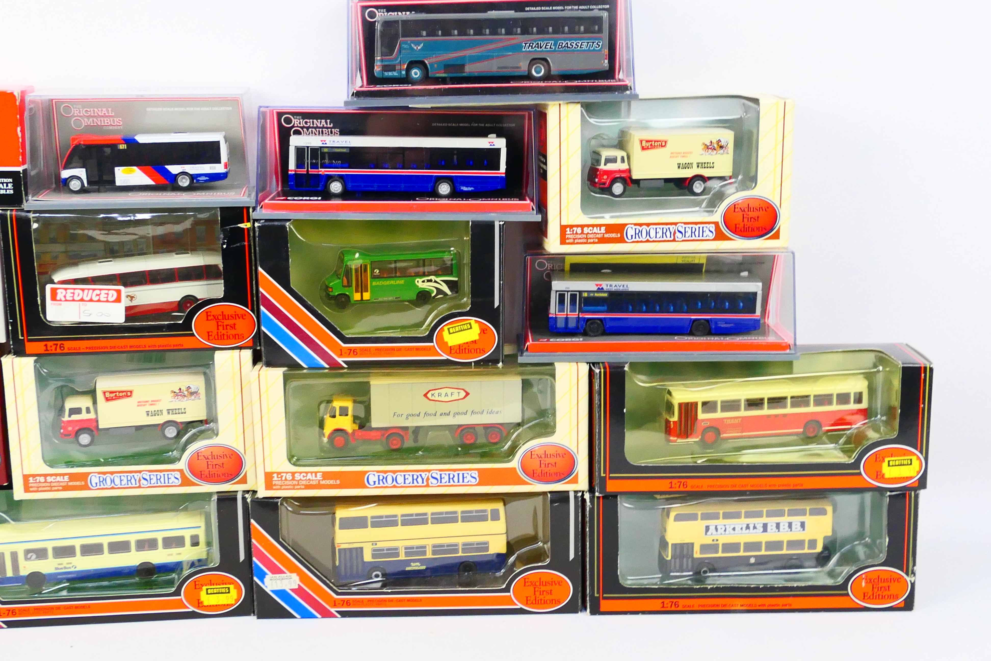 Corgi Original Omnibus - EFE - A boxed group of 16 diecast model buses and commercial vehicles in - Image 3 of 3