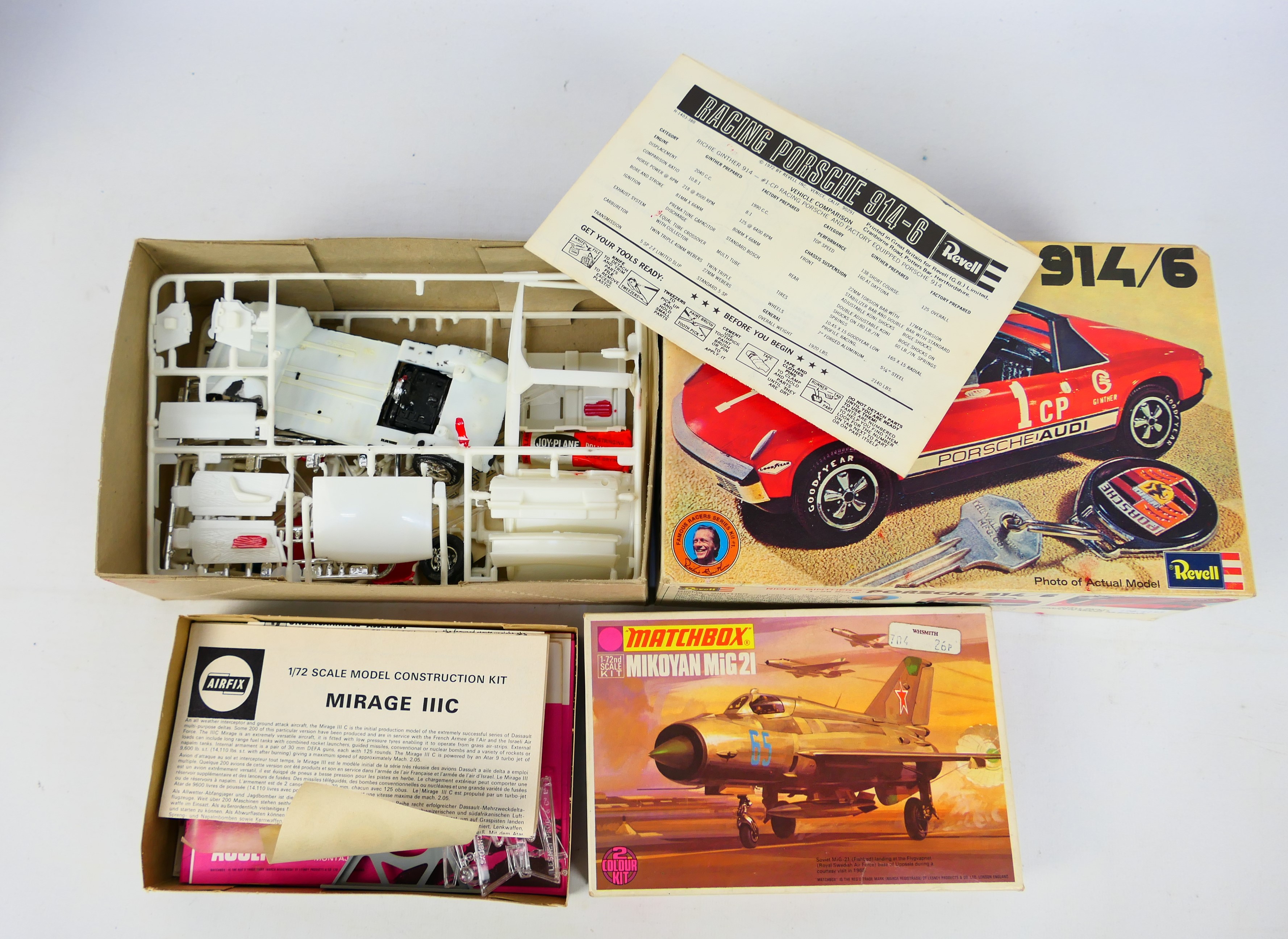 Revell - Pyro - Matchbox - Airfix - A group of part made vintage model kits, - Image 8 of 8