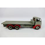 Shackleton - An unboxed Foden FG flat bed lorry by Shackleton in grey and red,