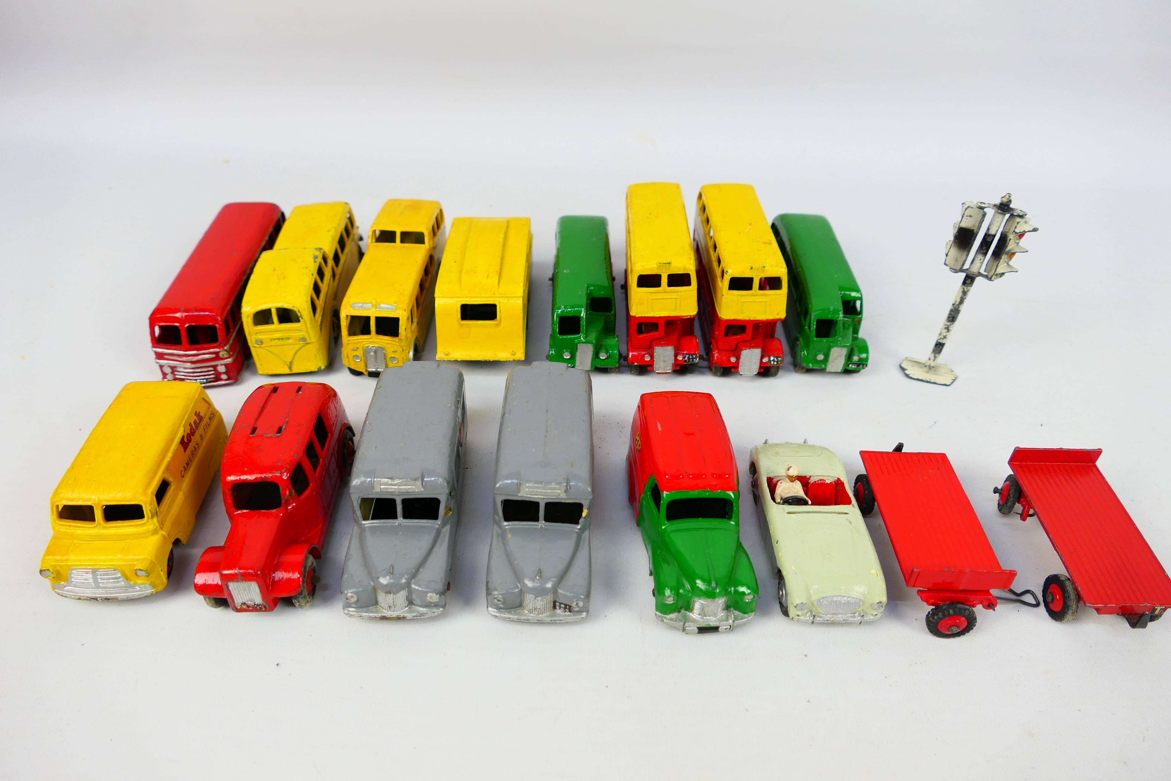 Dinky Toys - A group of repainted Dinky Toys including #109 Austin Healey; #480 Bedford Van; - Image 9 of 20