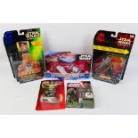 Kenner - Hasbro - Hot Wheels - Star Wars - A collection of five blister packs including a Hassk