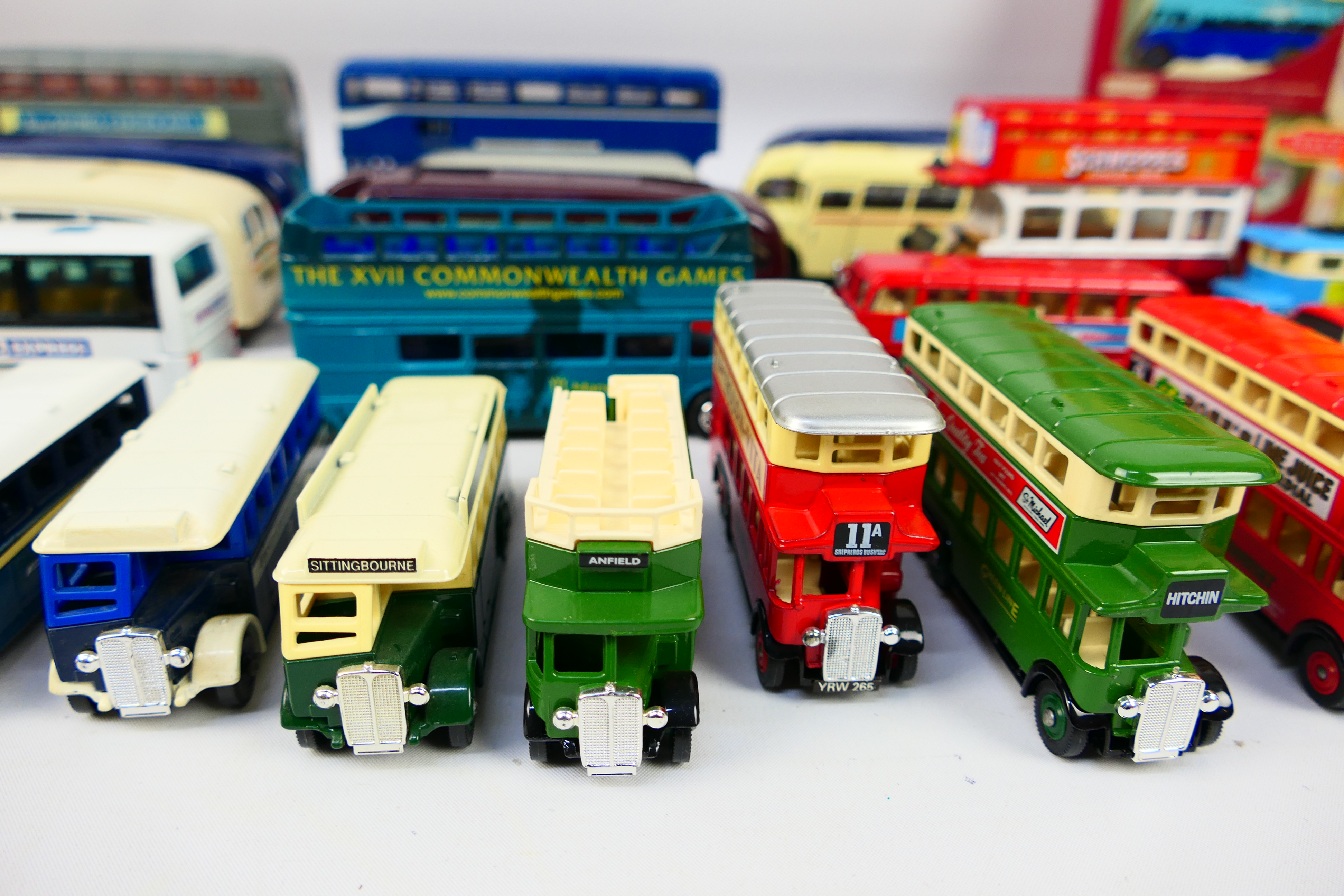 Corgi - Lledo- - A Collection of unboxed Corgi busses and in excellent condition and an assortment - Image 10 of 18