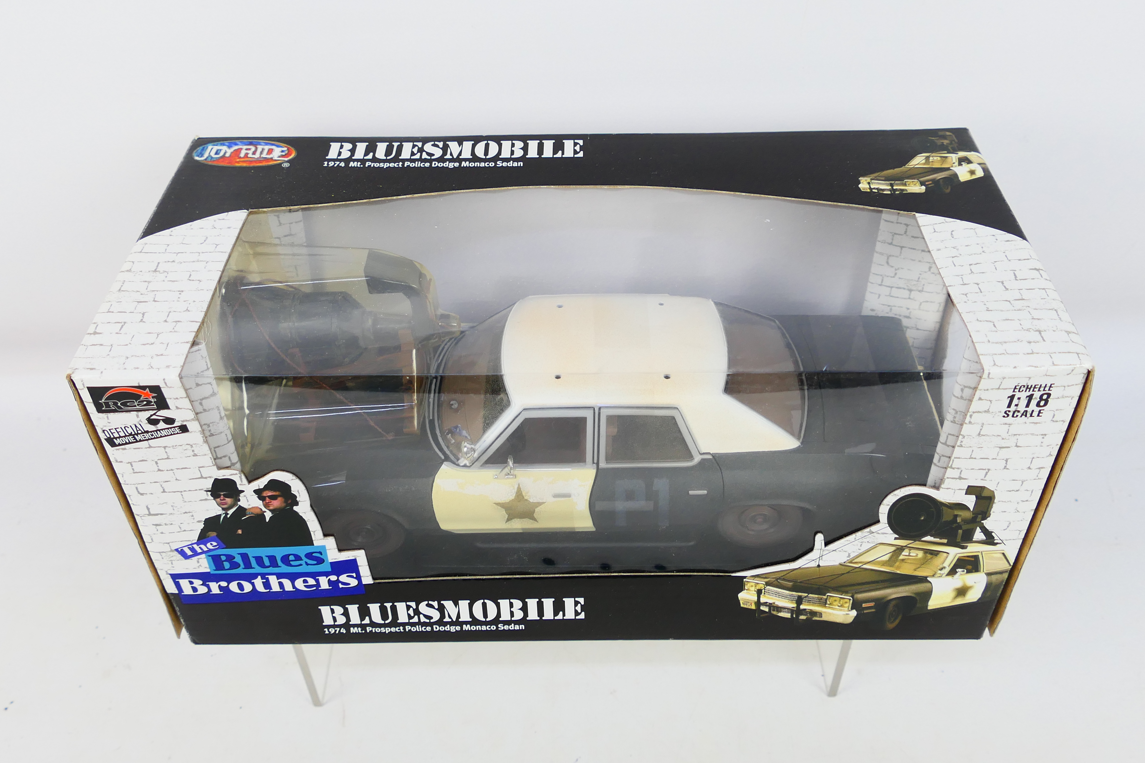 Joyride - A boxed 1:18 scale Joyride 'Bluesmobile' 1974 Mt. - Image 2 of 5