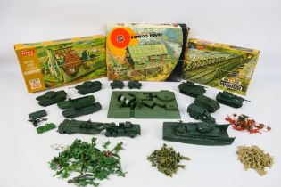 Airfix - 3 x boxed vintage sets and one unboxed, Bamboo House # 51507-4, Strongpoint # 1808,