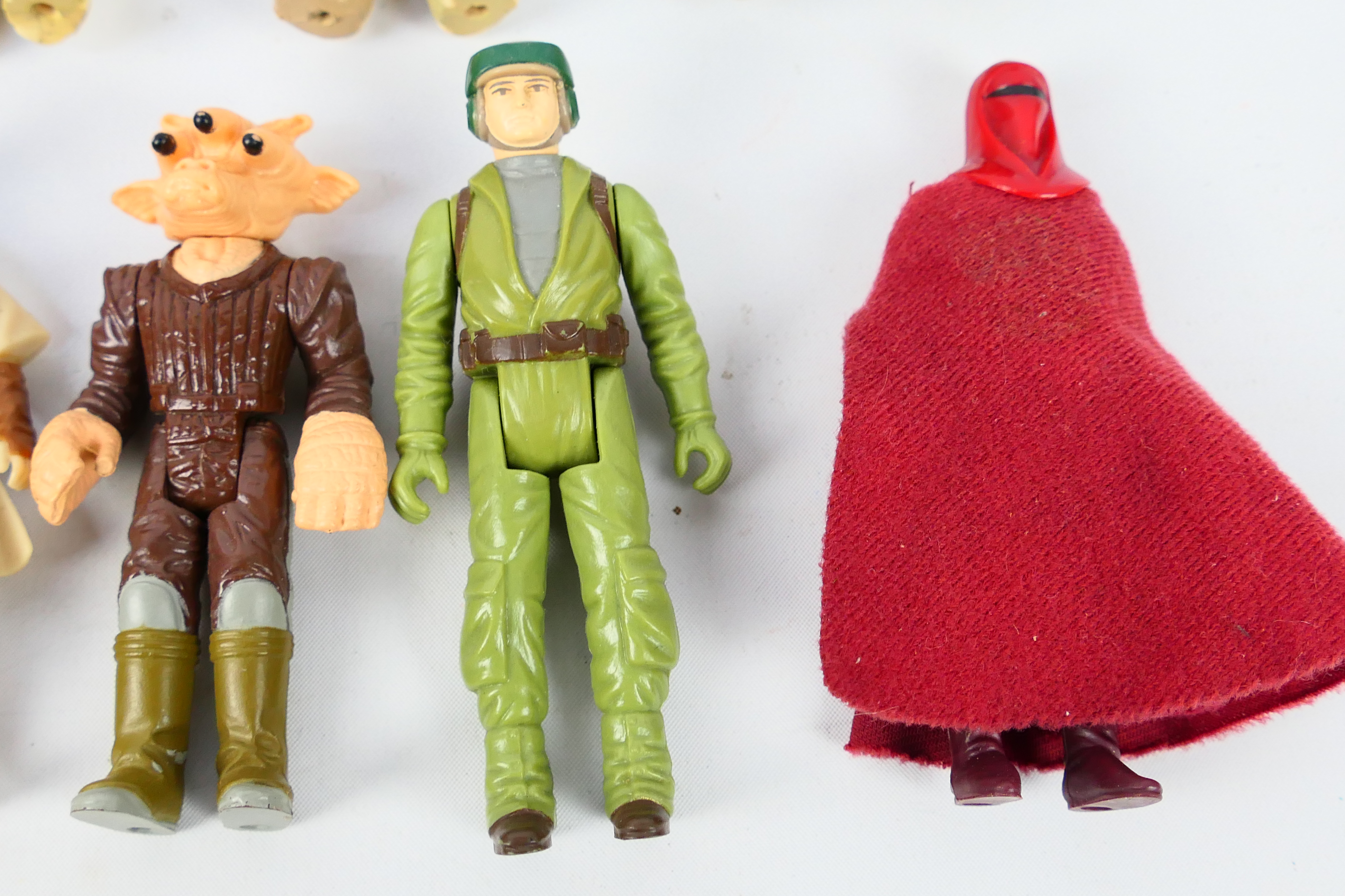 Kenner - Star Wars - A Collection of twelve Vintage Star Wars Figures from 1983 comprising of Chief - Image 5 of 10
