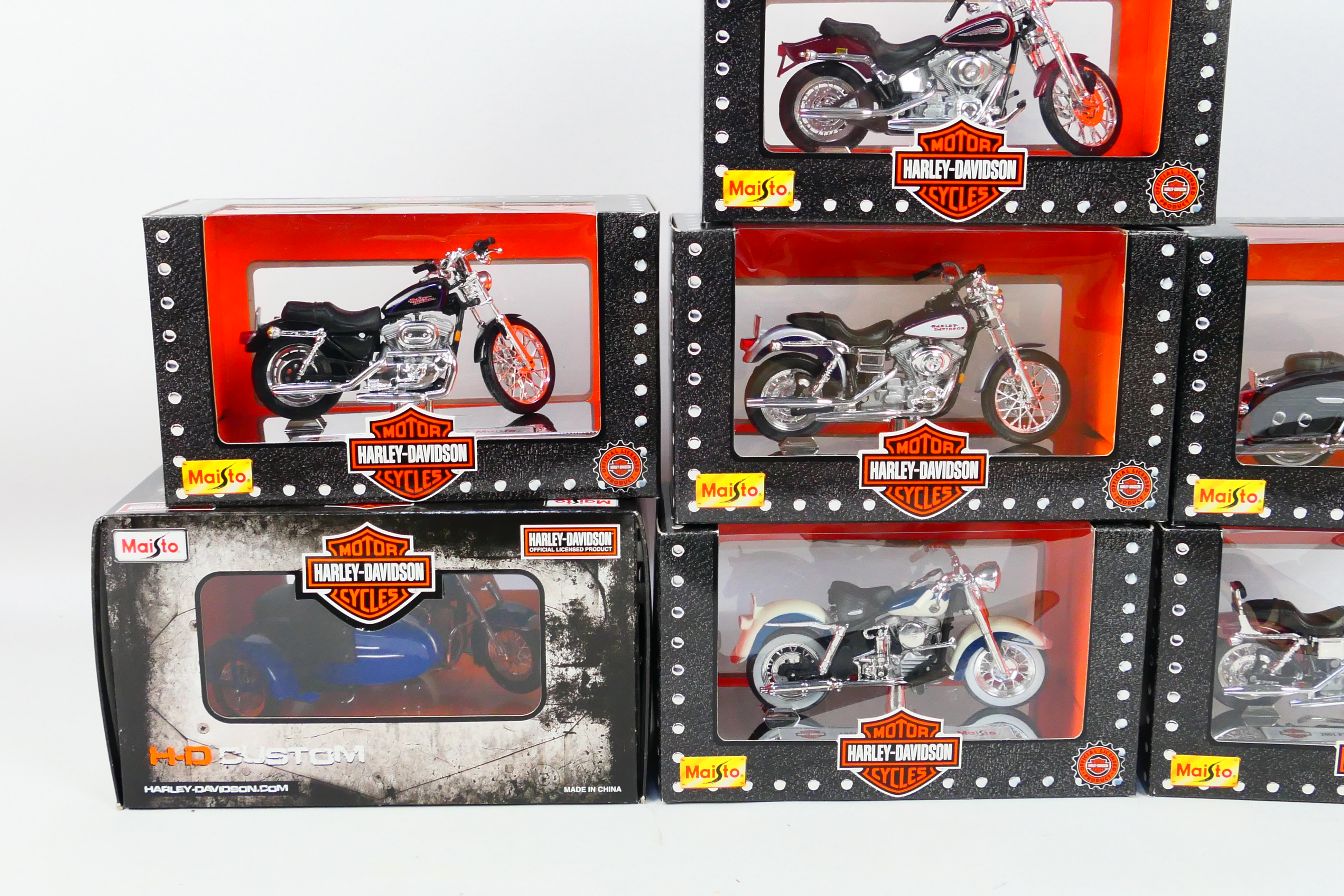 Maisto - Seven boxed Maisto 1:18 scale diecast Harley Davidson model motorcycles. - Image 2 of 3