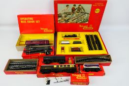 Tri-ang - A boxed OO gauge electric train set # RS.