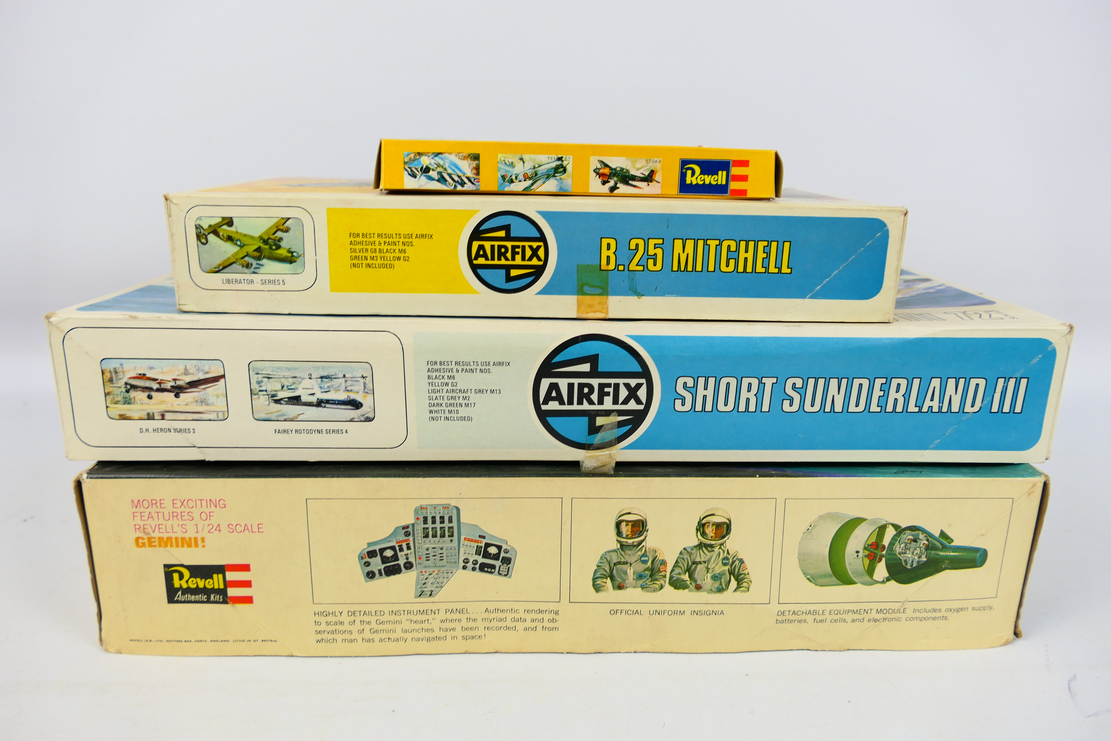 Airfix - Revell - Matchbox - 4 x vintage model kits including Gemini space capsule in 1:24 scale # - Image 9 of 12