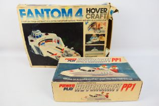 Power Play - Action GT - 2 x boxed battery powered Hovercraft toys, a Fantom 4 and a PP1.
