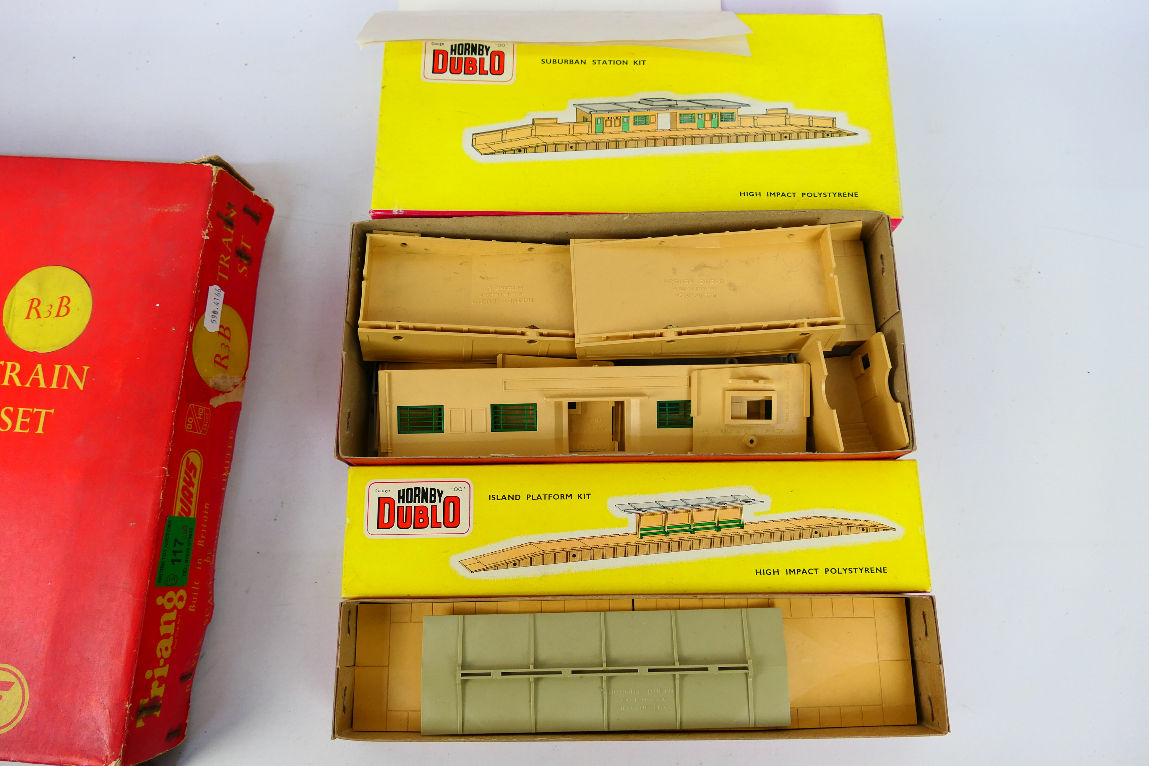 Tri-ang - Hornby Dublo - A boxed OO gauge train set with Princess Elizabeth locomotive and 2 x - Image 8 of 8