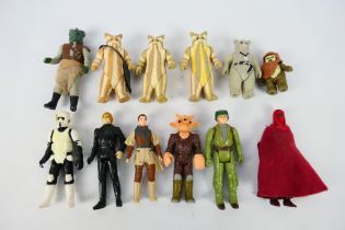 Kenner - Star Wars - A Collection of twelve Vintage Star Wars Figures from 1983 comprising of Chief