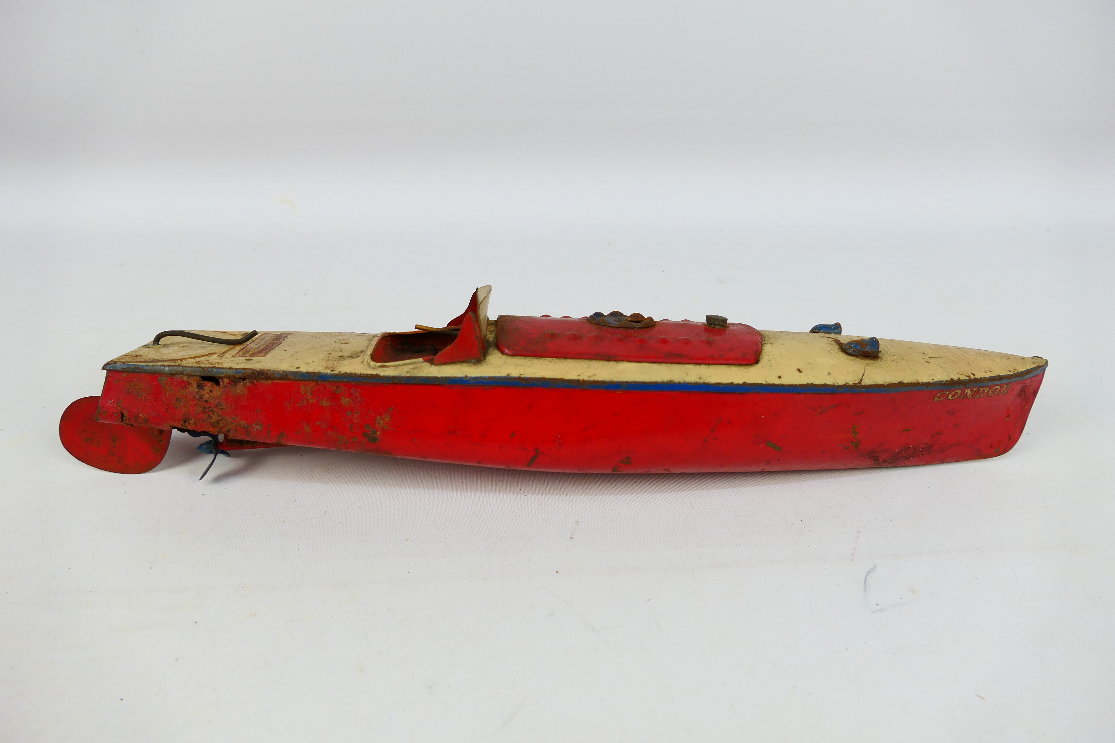 Hornby - A vintage clockwork Hornby Condor Speedboat, approximately 42 cm long. - Image 6 of 16