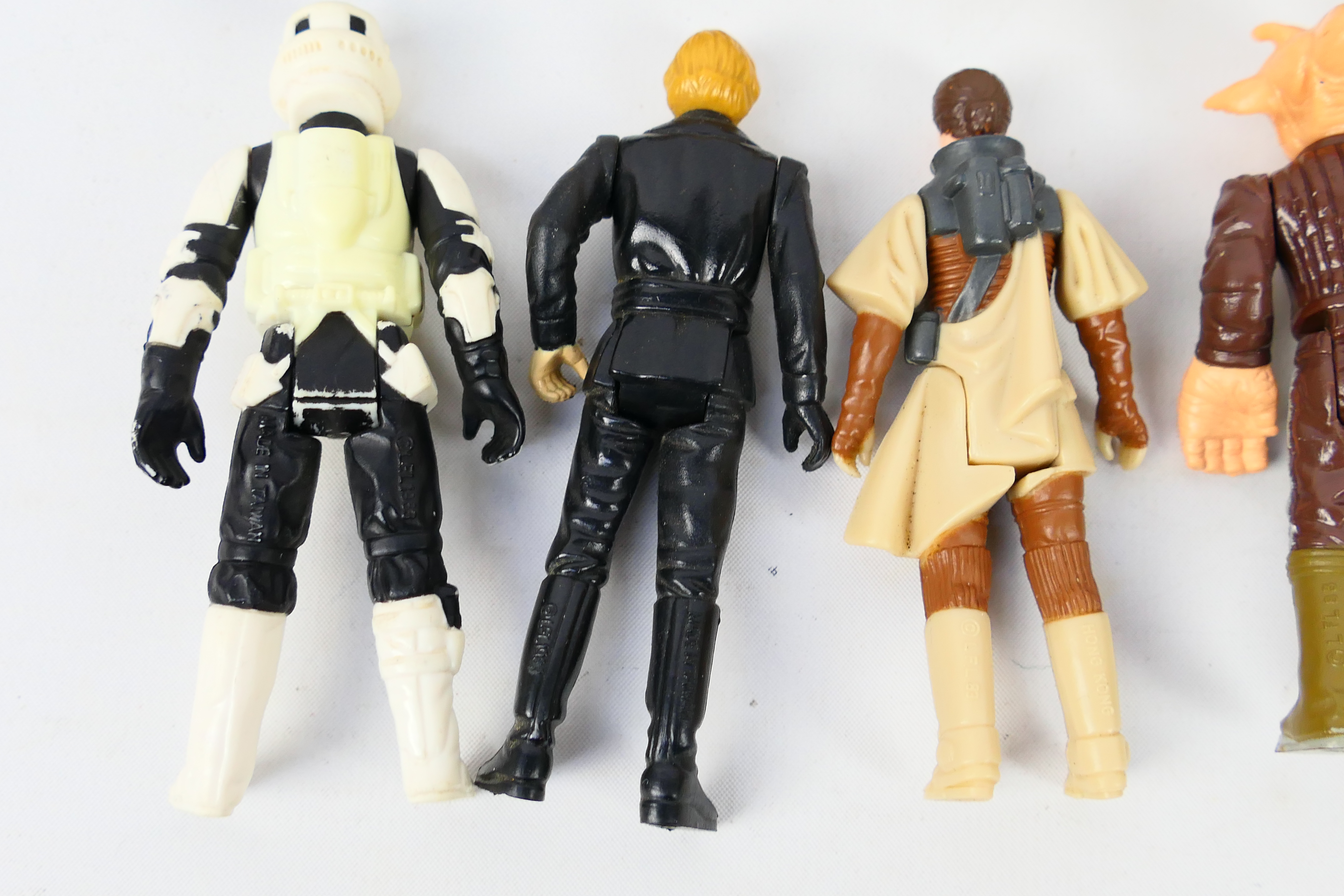 Kenner - Star Wars - A Collection of twelve Vintage Star Wars Figures from 1983 comprising of Chief - Image 7 of 10