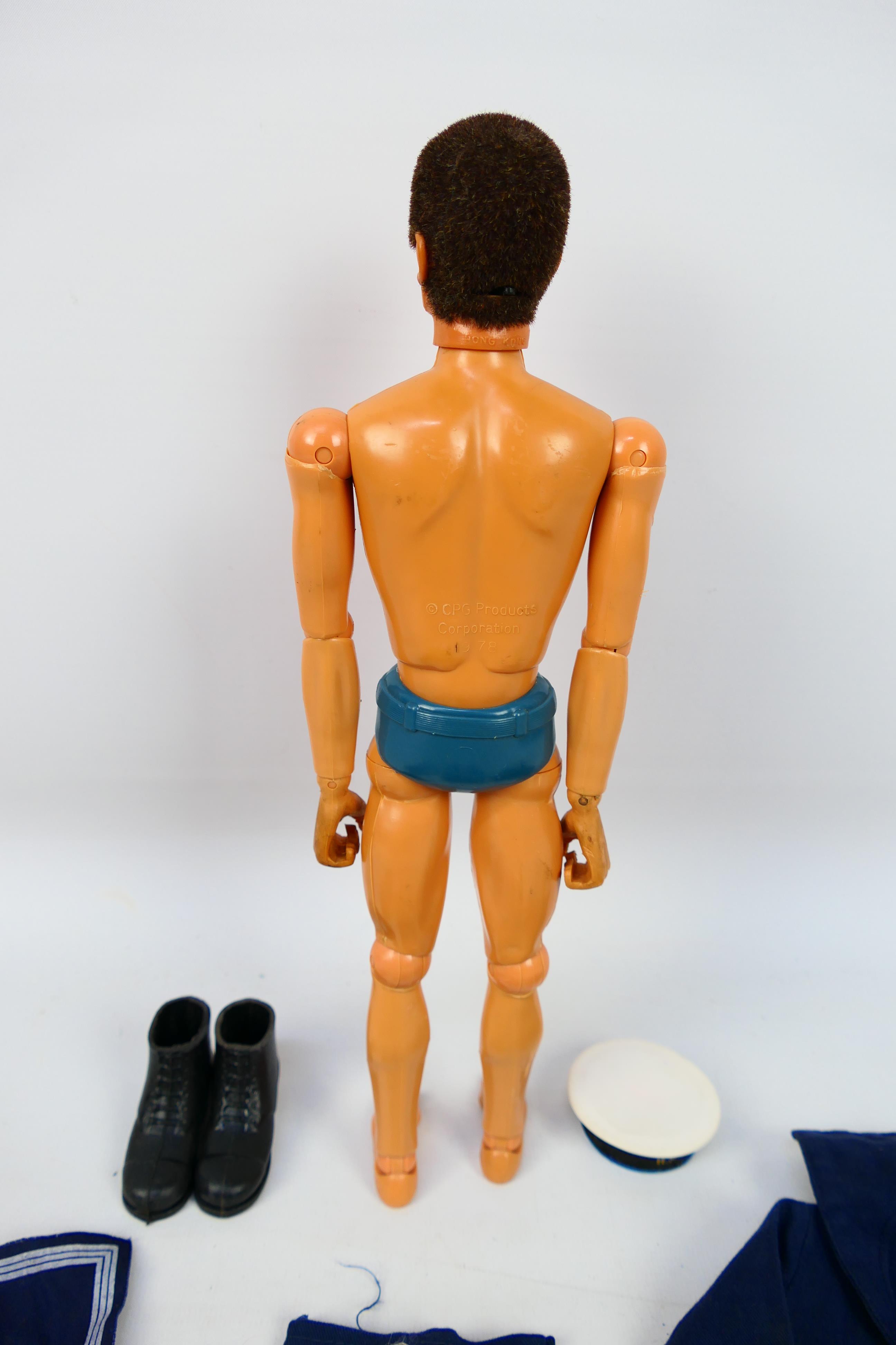 Palitoy - Action Man - An unboxed 1978 Action Man action figure with Flock hair and eagle eyes and - Image 7 of 12