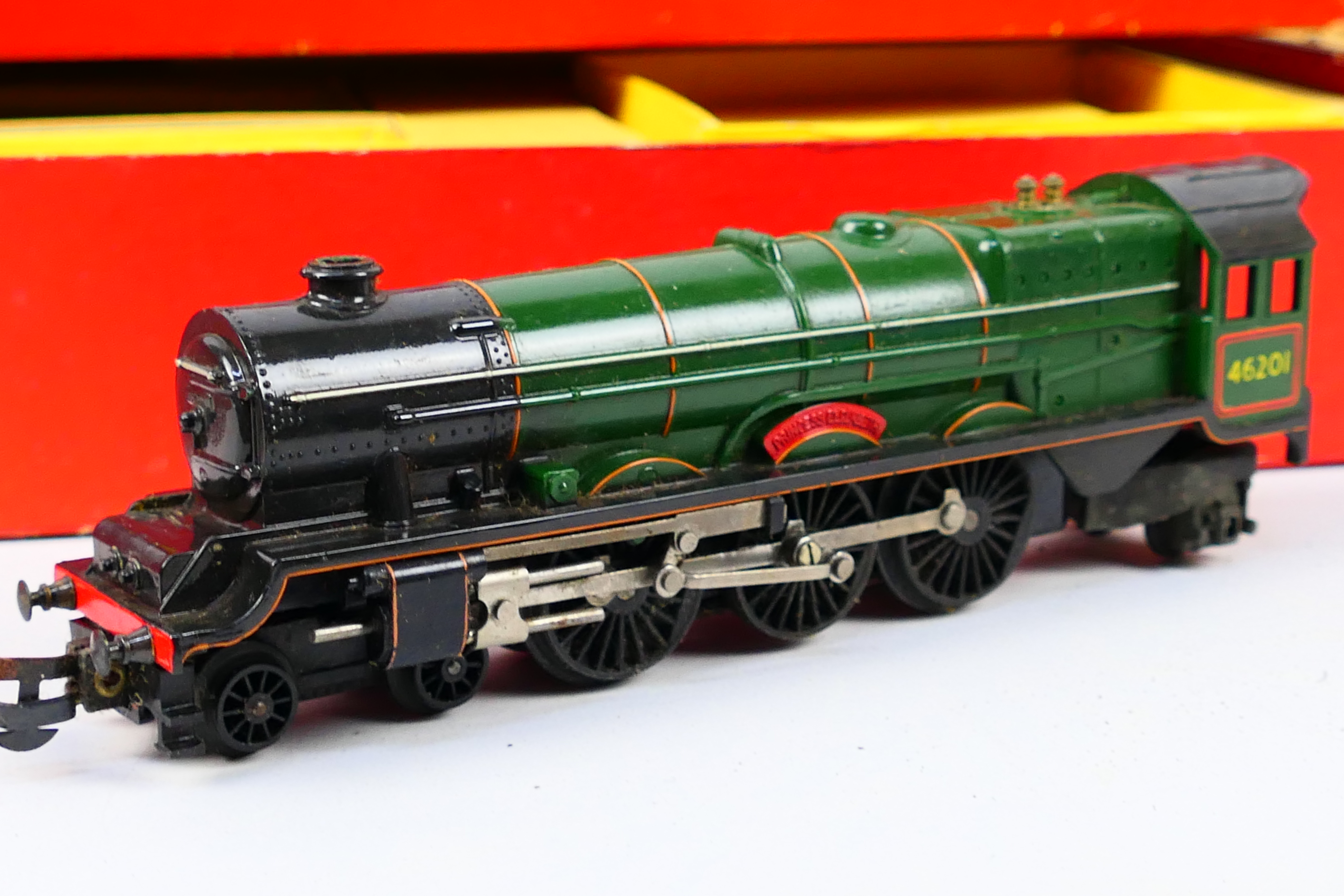 Tri-ang - Hornby Dublo - A boxed OO gauge train set with Princess Elizabeth locomotive and 2 x - Image 3 of 8