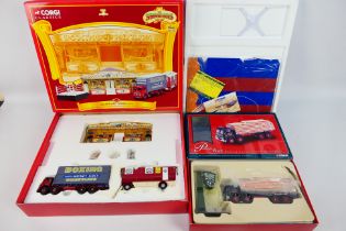 Corgi - A 1/50 Scale boxed Limited edition (1275 of 5000) Mickey Kiely Boxing Set #31012 from The