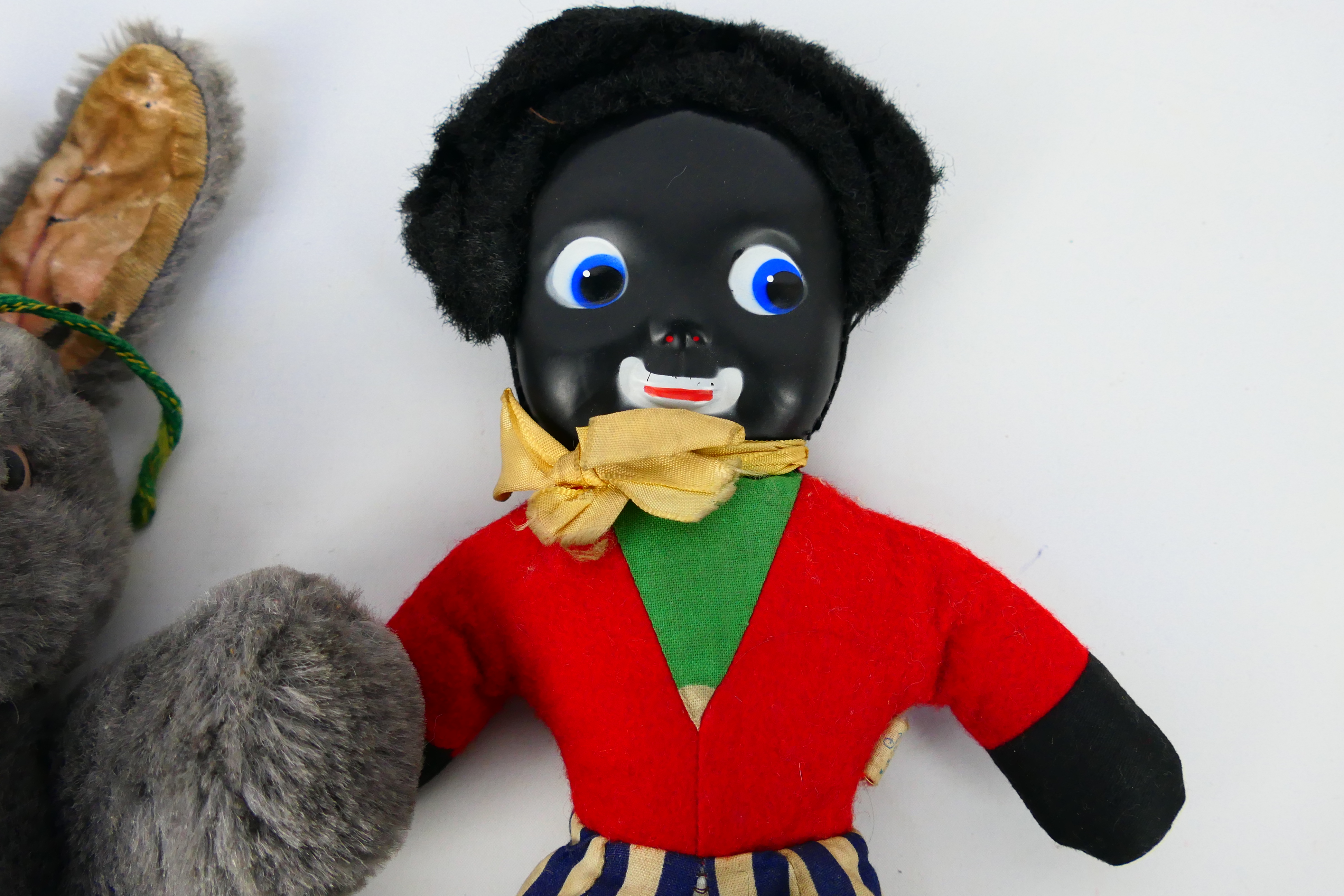 Pamela Foster - Chad Valley - Sooty - An unboxed Sooty Puppet, Golly and Bunny Plush. - Image 6 of 8