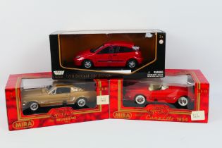 Mira - Motor Max - Three boxed 1:18 scale diecast model cars.