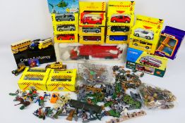 Corgi - EFE - Airfix Timpo - Others - A mixed collection consisting of some boxed and unboxed