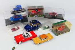 Bburago - Auto Vintage - Pego - Dinky - A group of cars including Fiat 500 in 1:18 scale,