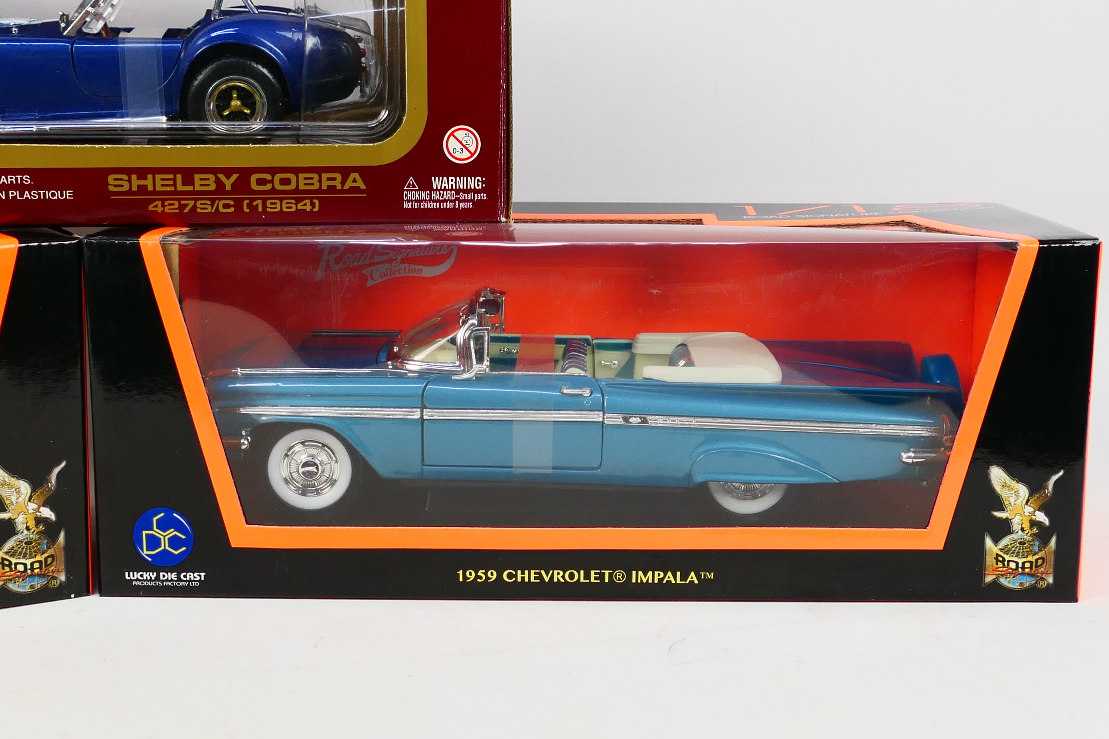 Road Signatures - Three boxed diecast 1:18 scale model cars from Road Signatures. - Image 3 of 4