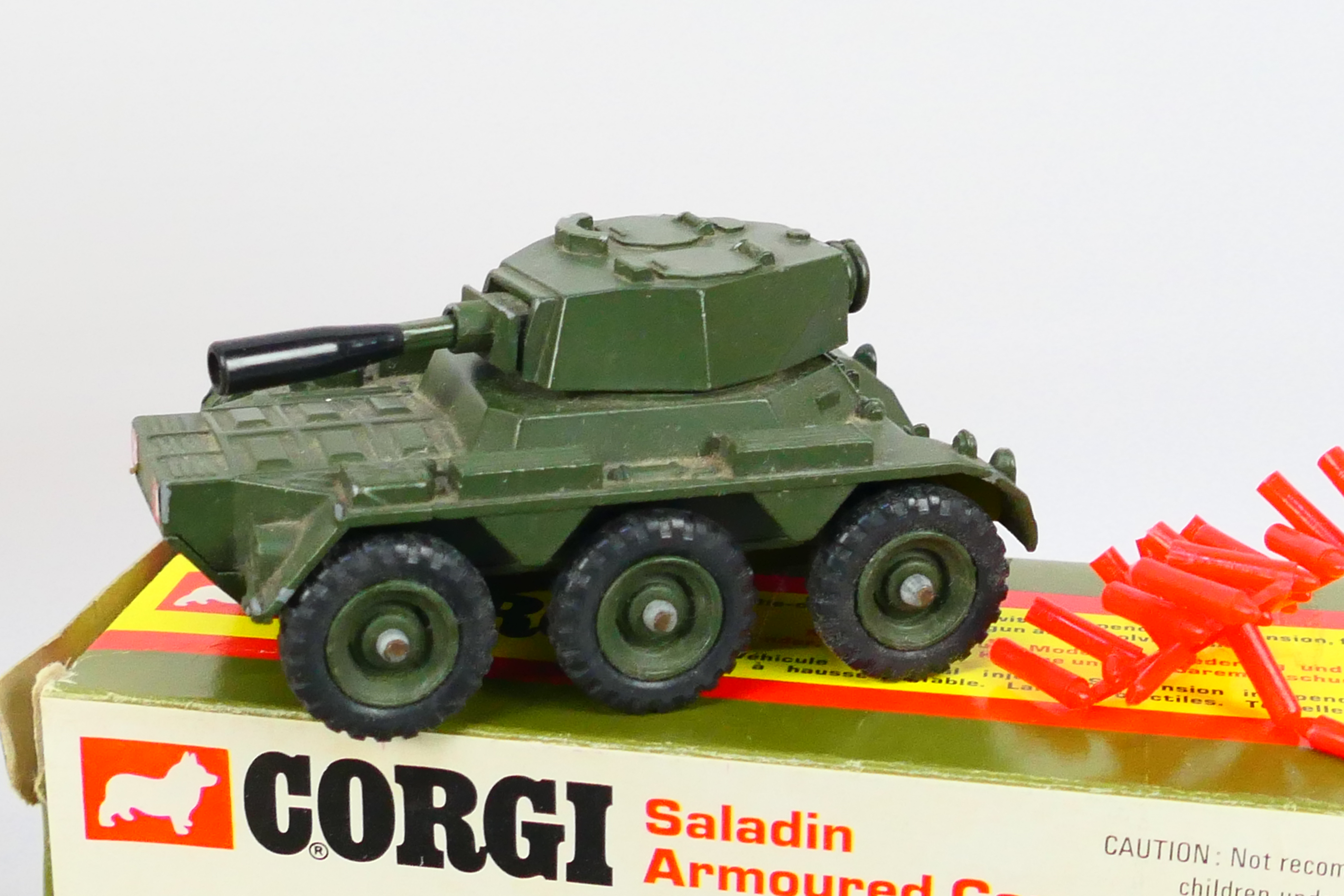 Corgi - 4 x boxed military models, Centurion MkIII # 901, M60A1 medium tank # 902, - Image 3 of 5