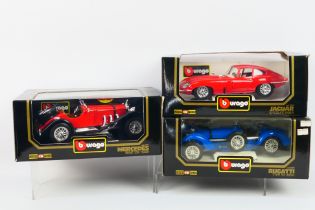 Bburago - Three boxed 1:18 scale diecast model cars from Bburago.