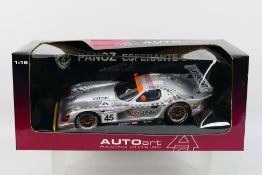 AutoArt - A boxed AutoArt #89852 1:18 scale Panoz Esperante GTR-1 Le Mans Brabham / Wallace /