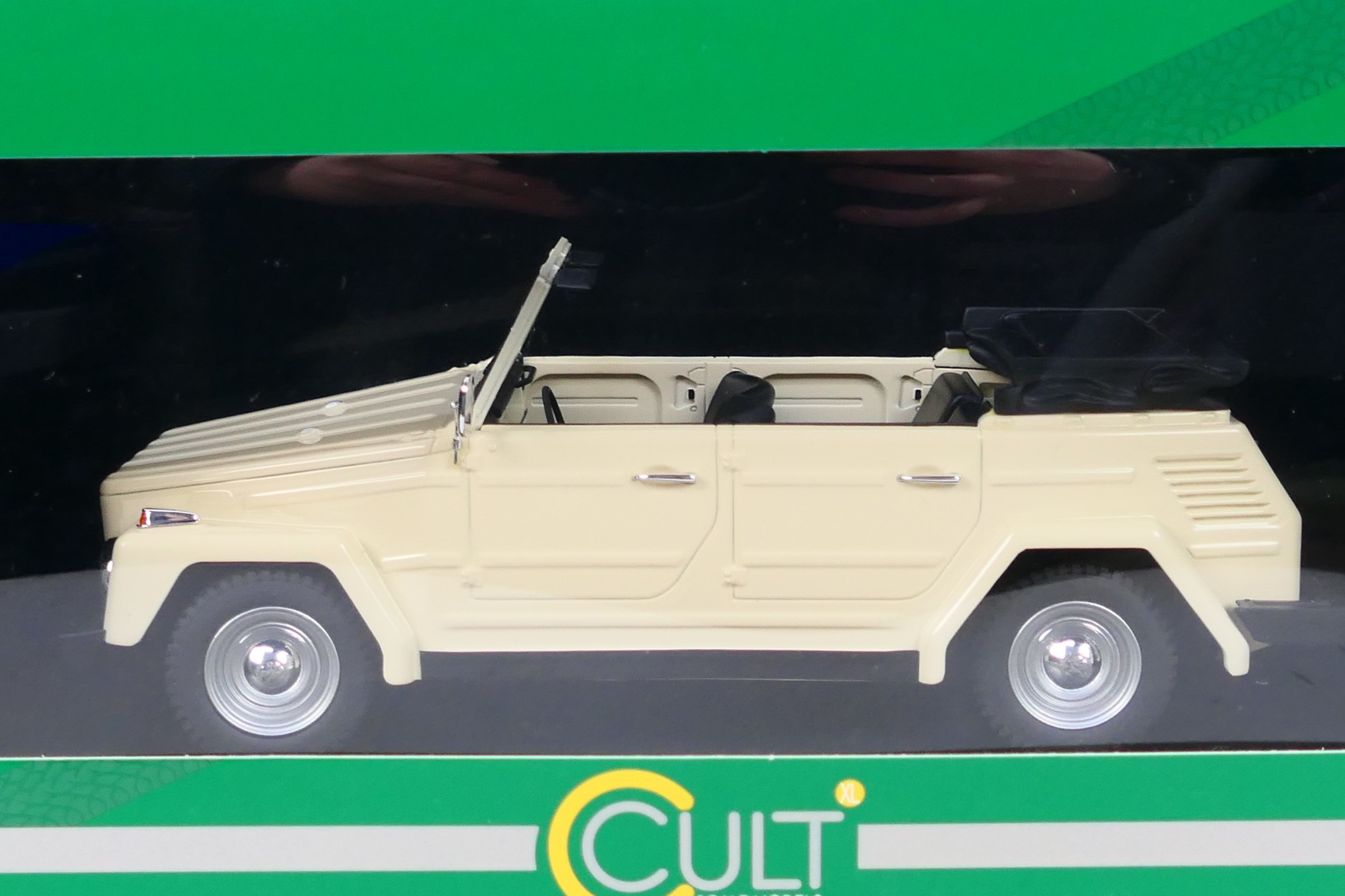 Cult Scale Models - A boxed 1:18 scale Cult Scale Models #CML026-2 Volkswagen 181. - Image 2 of 3