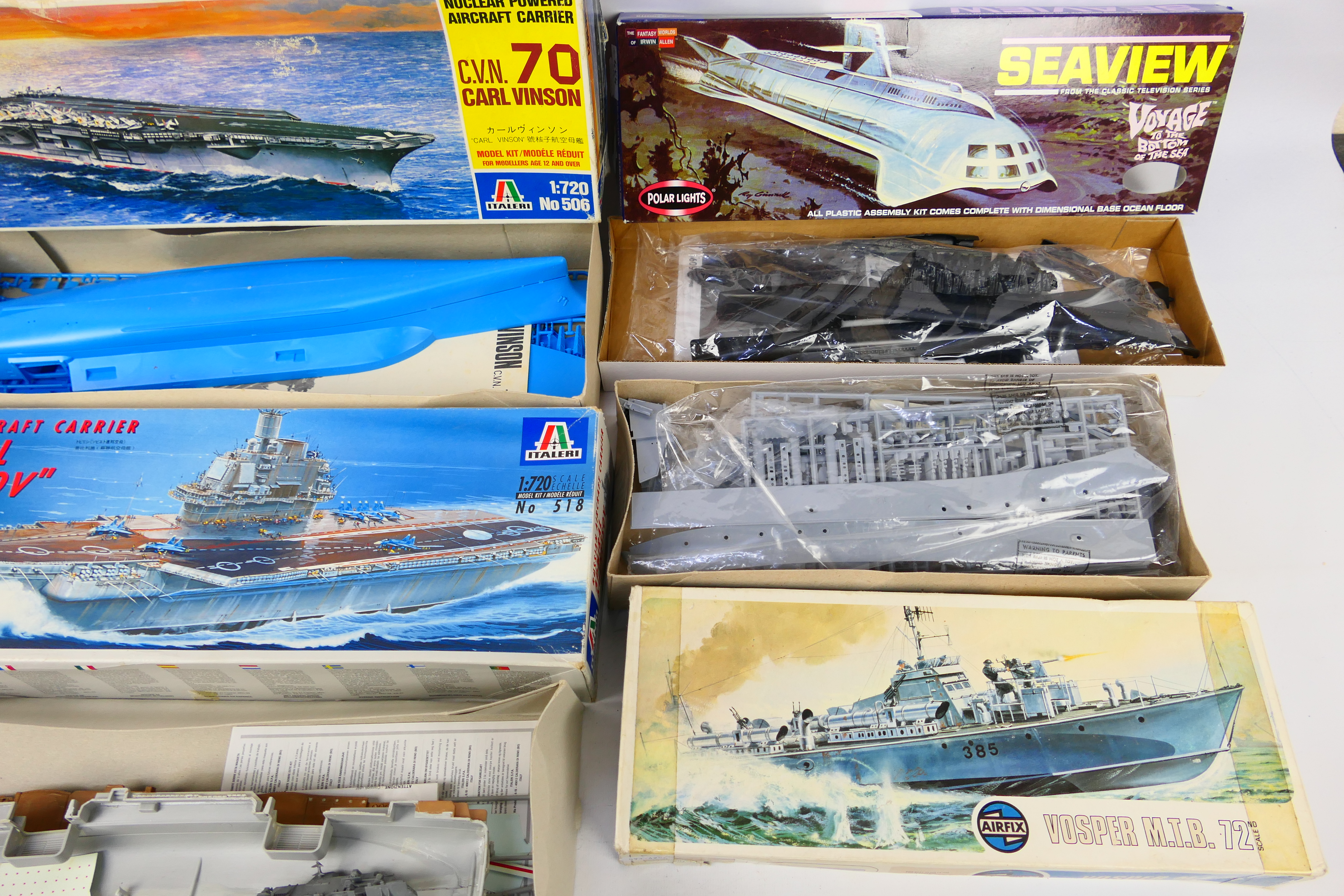 Airfix - Italeri - Polar Lights - 4 x boxed model kits, a Vosper M.T. - Image 3 of 4