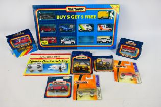 Matchbox - A boxed Matchbox 'Woolworths' gift set with a group of boxed and carded Matchbox diecast