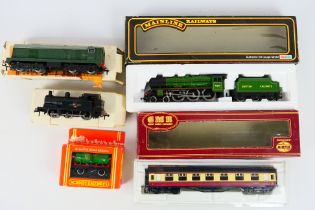 Hornby - Mainline - Airfix - A group of OO gauge models including a Dublo BO-BO Diesel Electric