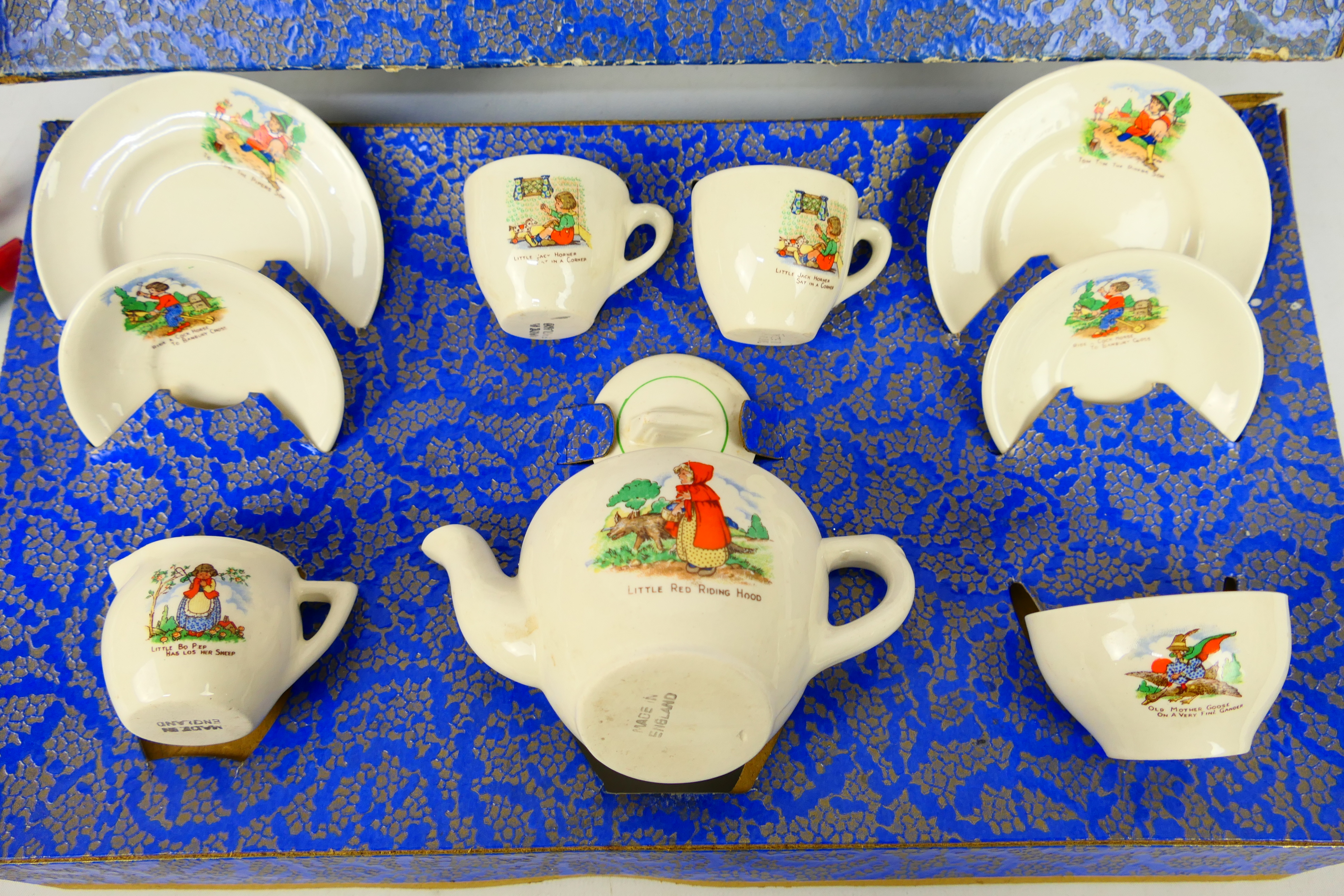 Amersham - A 1950s Amersham tea set decorated with printed nursery rhymes in excellent condition - Image 3 of 3
