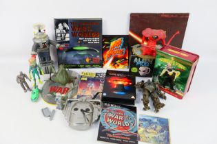 Hasbro - Marvel - A collection of sci-fi and fantasy related items including 2 x The War Of The