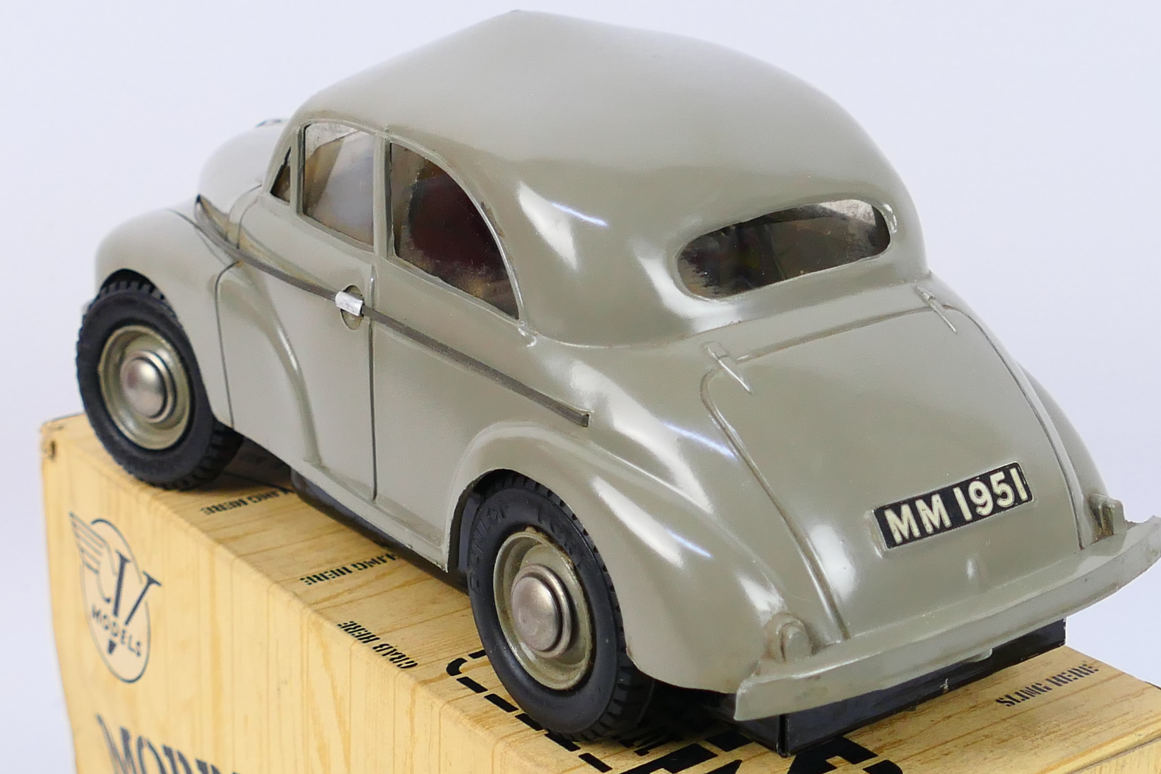 Victory Industries - A boxed motorised V Model Morris Minor low light model in grey. - Image 4 of 7