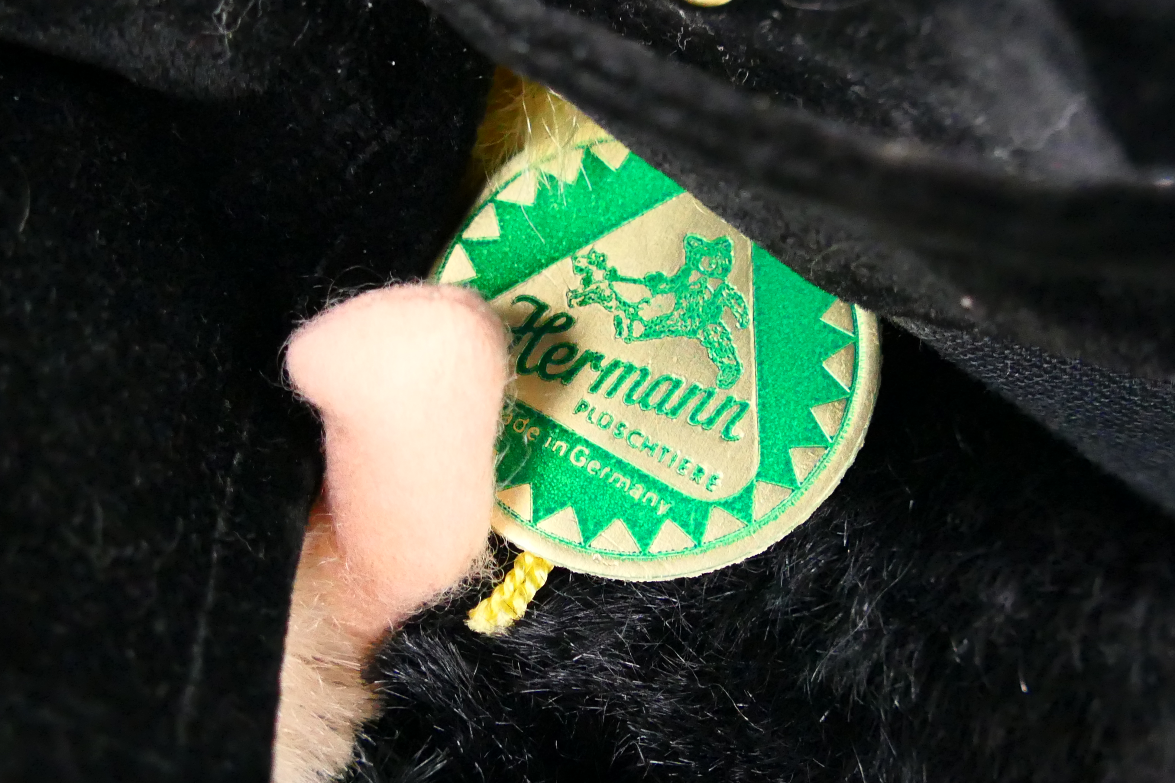 Hermann Bears - A limited edition mohair Chimney Sweep Good Luck bear number 354 of only 1000 - Image 7 of 7