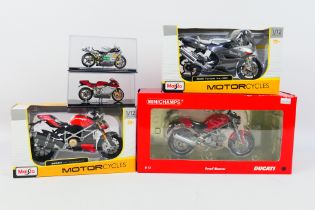 Minichamps - Maisto - 5 x boxed motorcycle models including Ducati Monster in 1:12 scale #