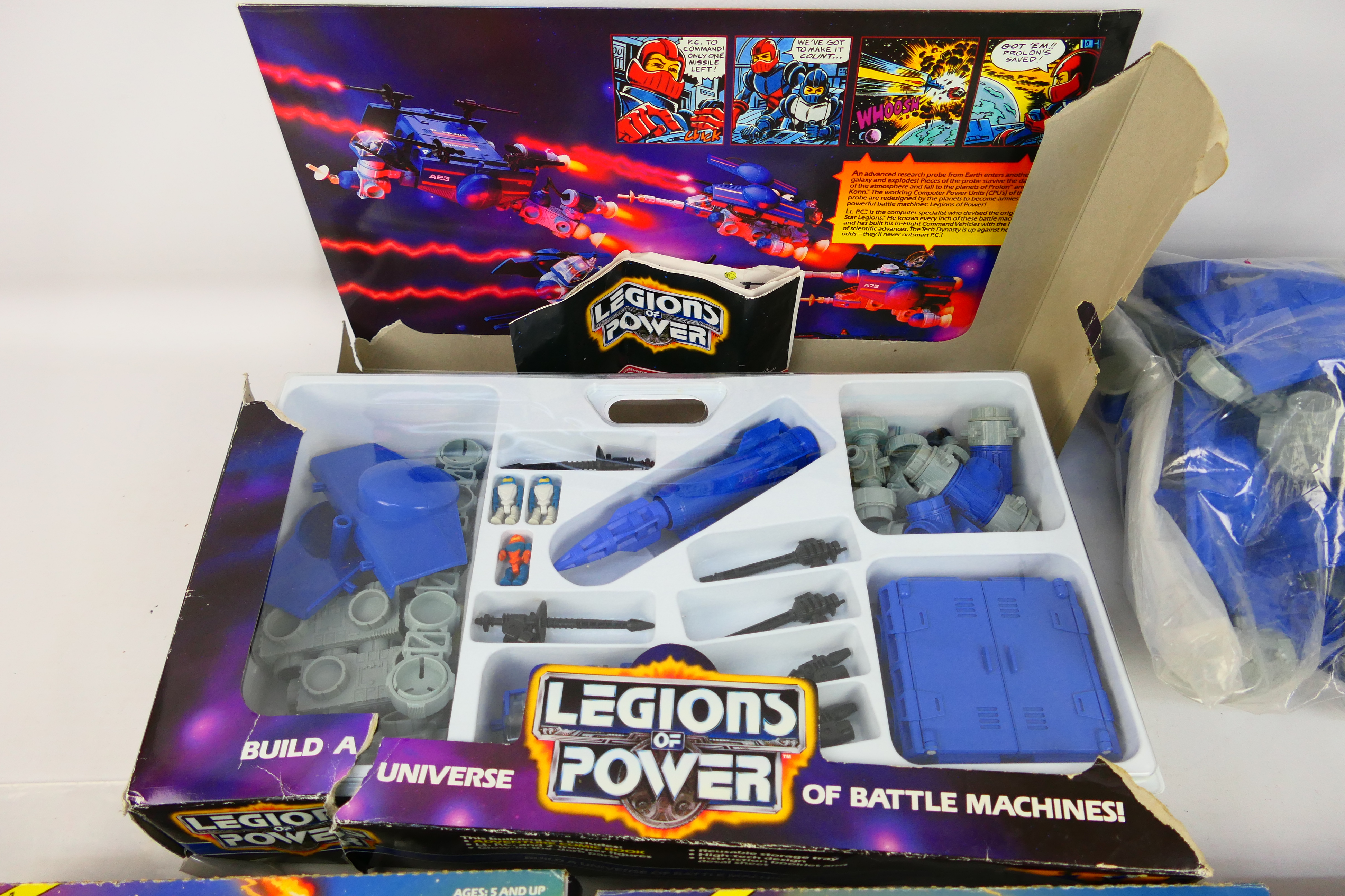 Tonka - Legions Of Power - A group of Legions Of Power sets including Star Legions In Flight - Image 5 of 14