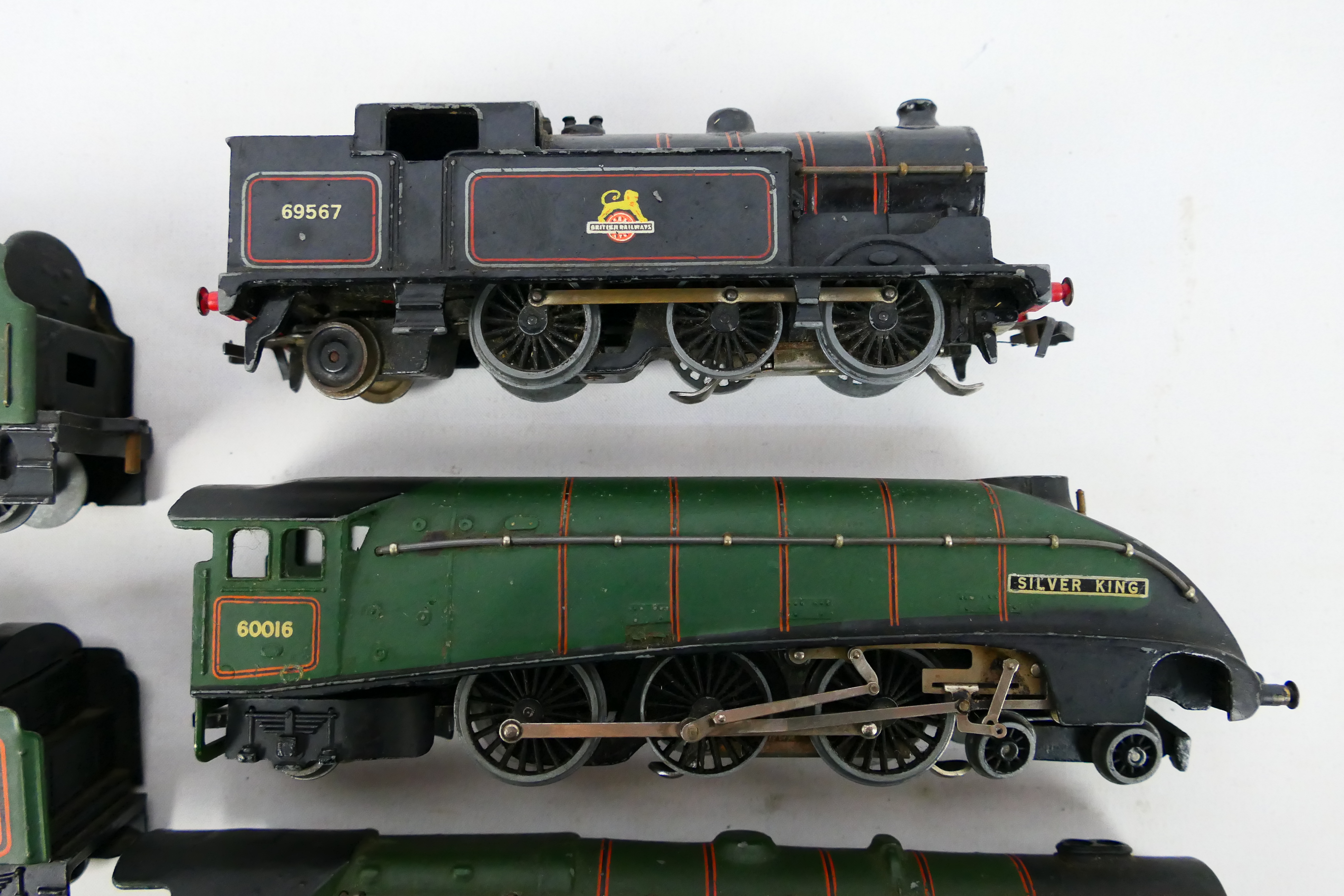 Hornby Dublo - Model Railways - A assortment of unboxed Hornby Dublo items including a 4-6-2 B46232 - Image 3 of 5