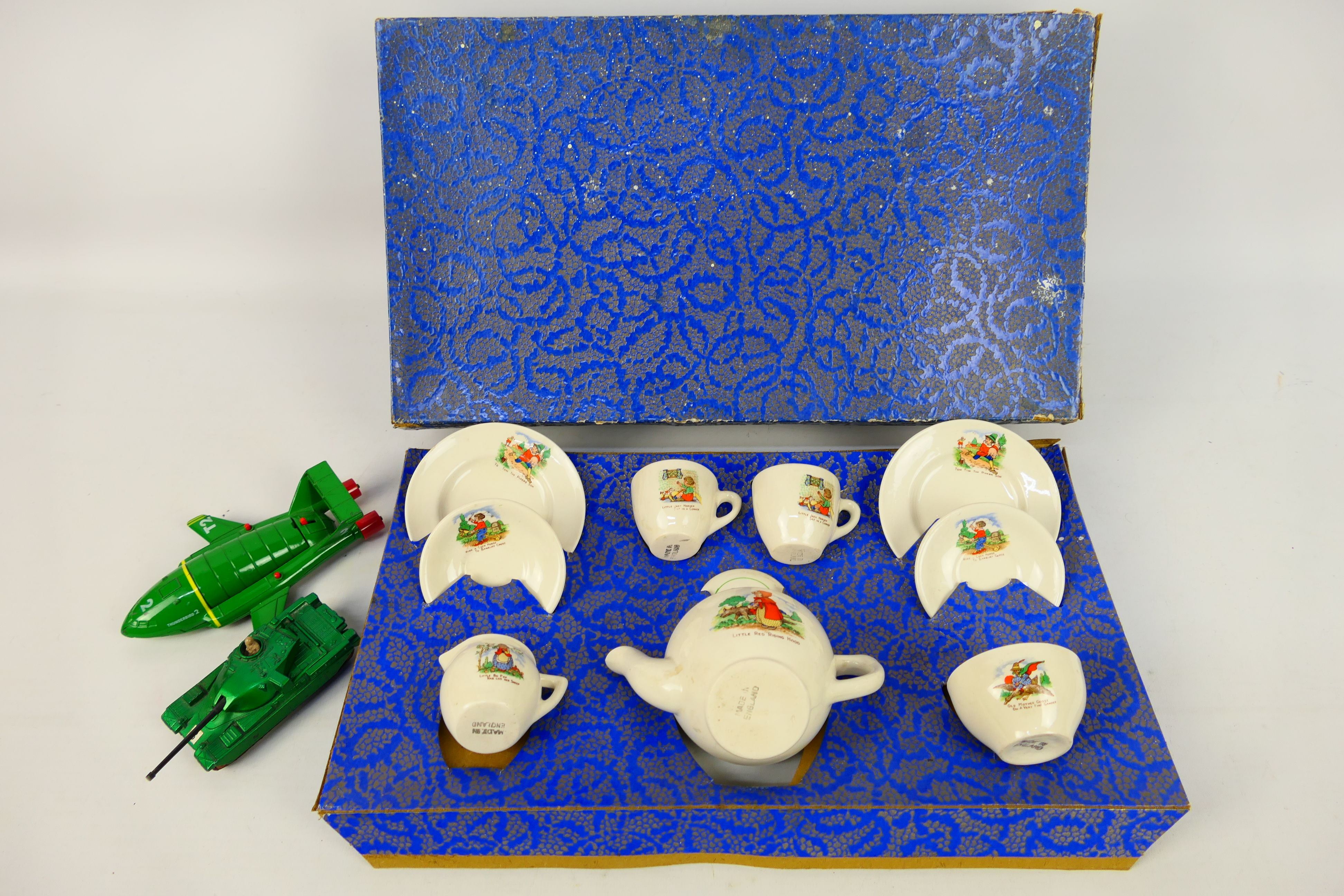 Amersham - A 1950s Amersham tea set decorated with printed nursery rhymes in excellent condition