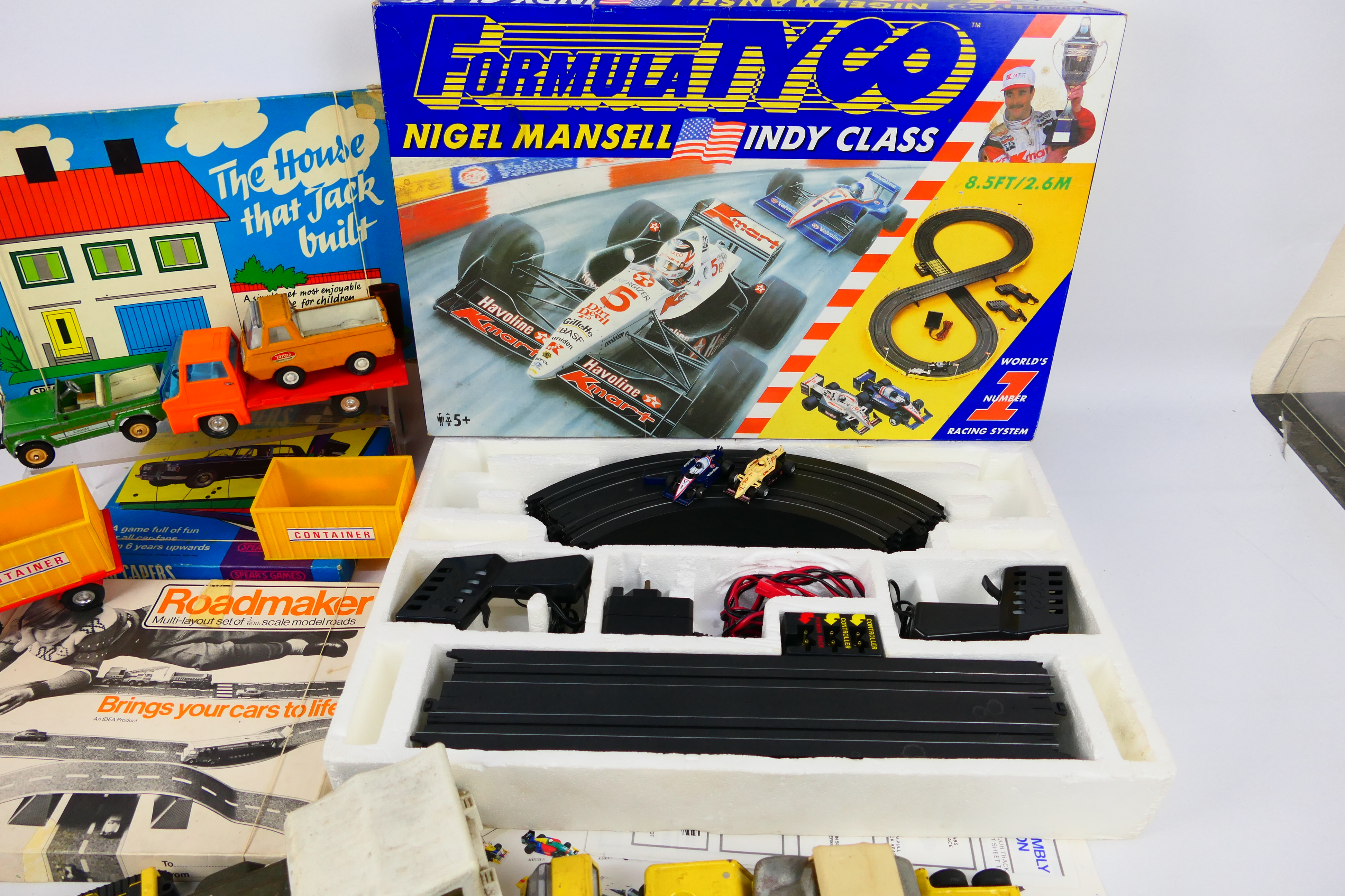 Tyco - Tonka - Spears - A boxed Formula Tyco Nigel Mansell Indy Class set # 6689. - Image 2 of 5