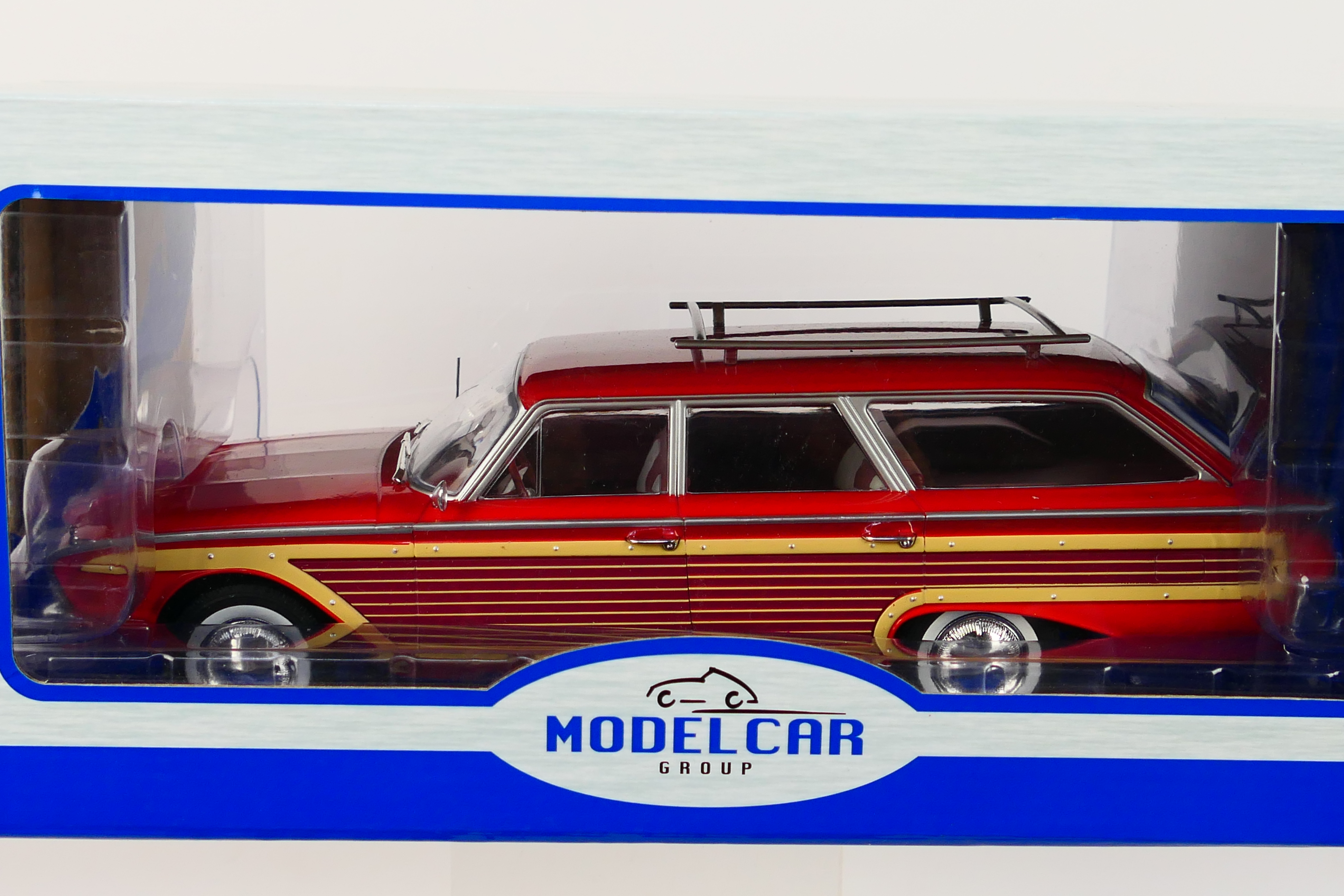 Model Car Group - A boxed 1:18 scale Model Car Group MCG18074 Ford Country Squire with roof rack. - Image 4 of 5