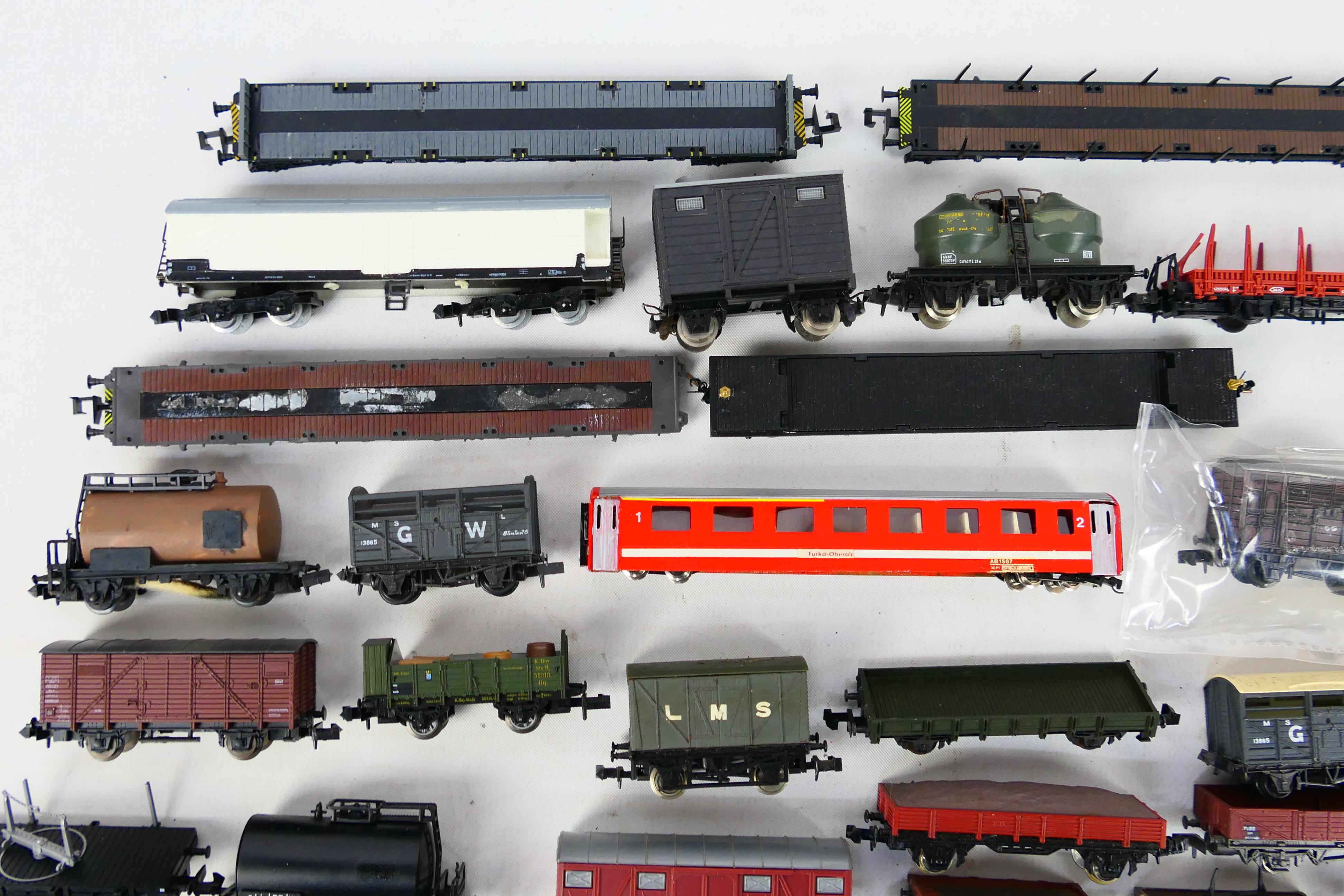 Peco - Arnold - Fleischmann - Lima - Other - Over 30 unboxed items of mainly N gauge items of - Image 5 of 5