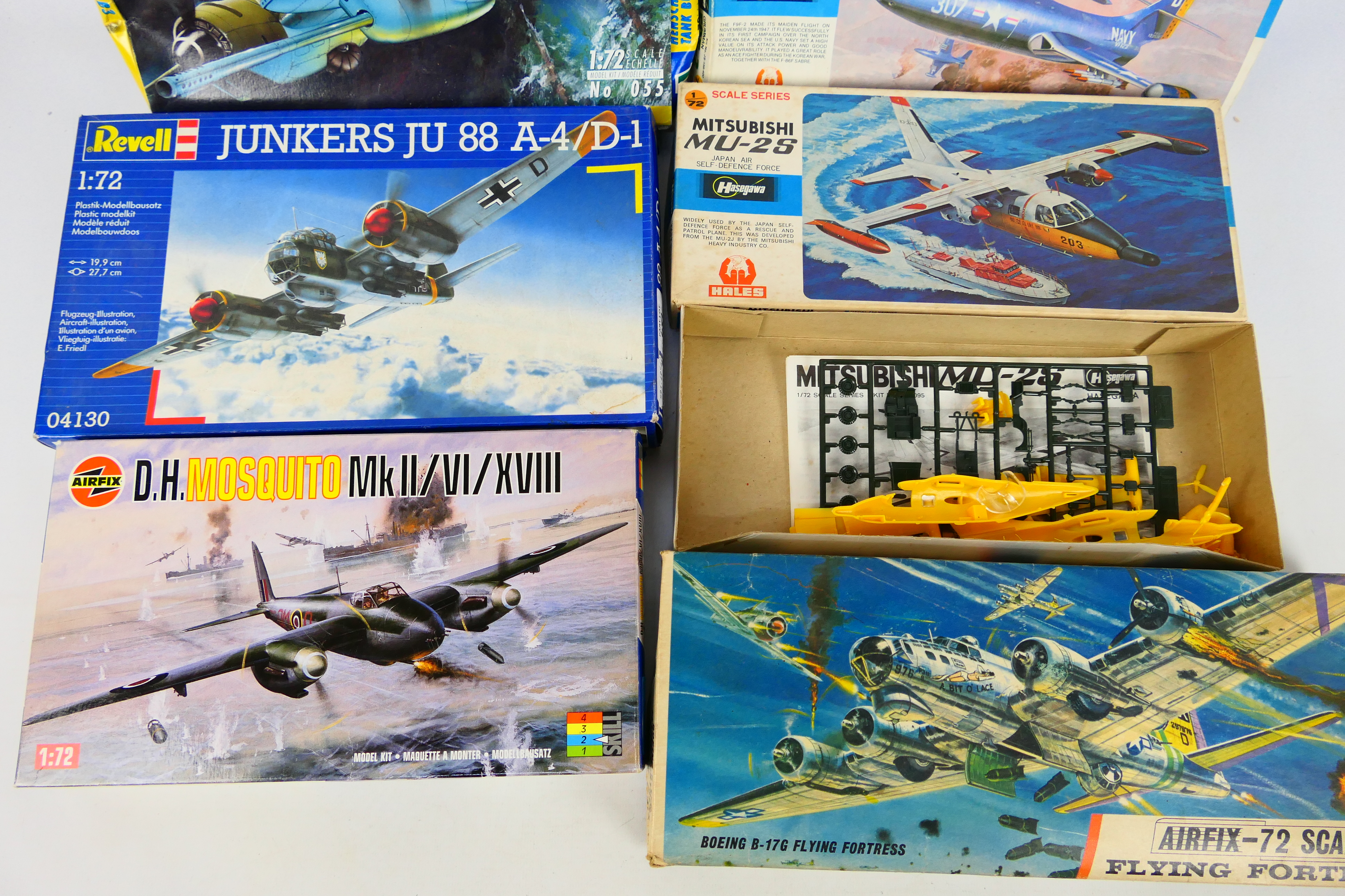 Airfix - Italeri - Hales - Hasegawa - 6 x aircraft model kits in 1:72 scale including Junkers Ju88, - Image 2 of 3