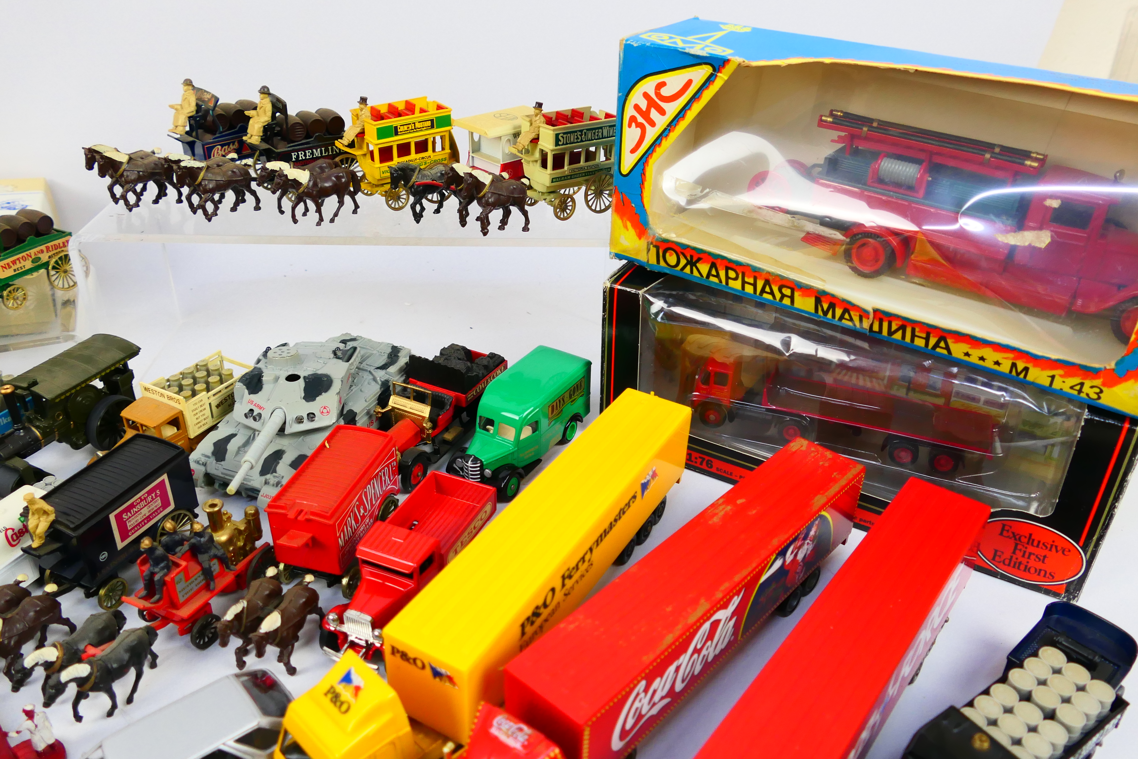 Corgi - Matchbox - Lledo - A group of mostly unboxed vehicles including Thames lorry in Milk livery, - Image 7 of 7